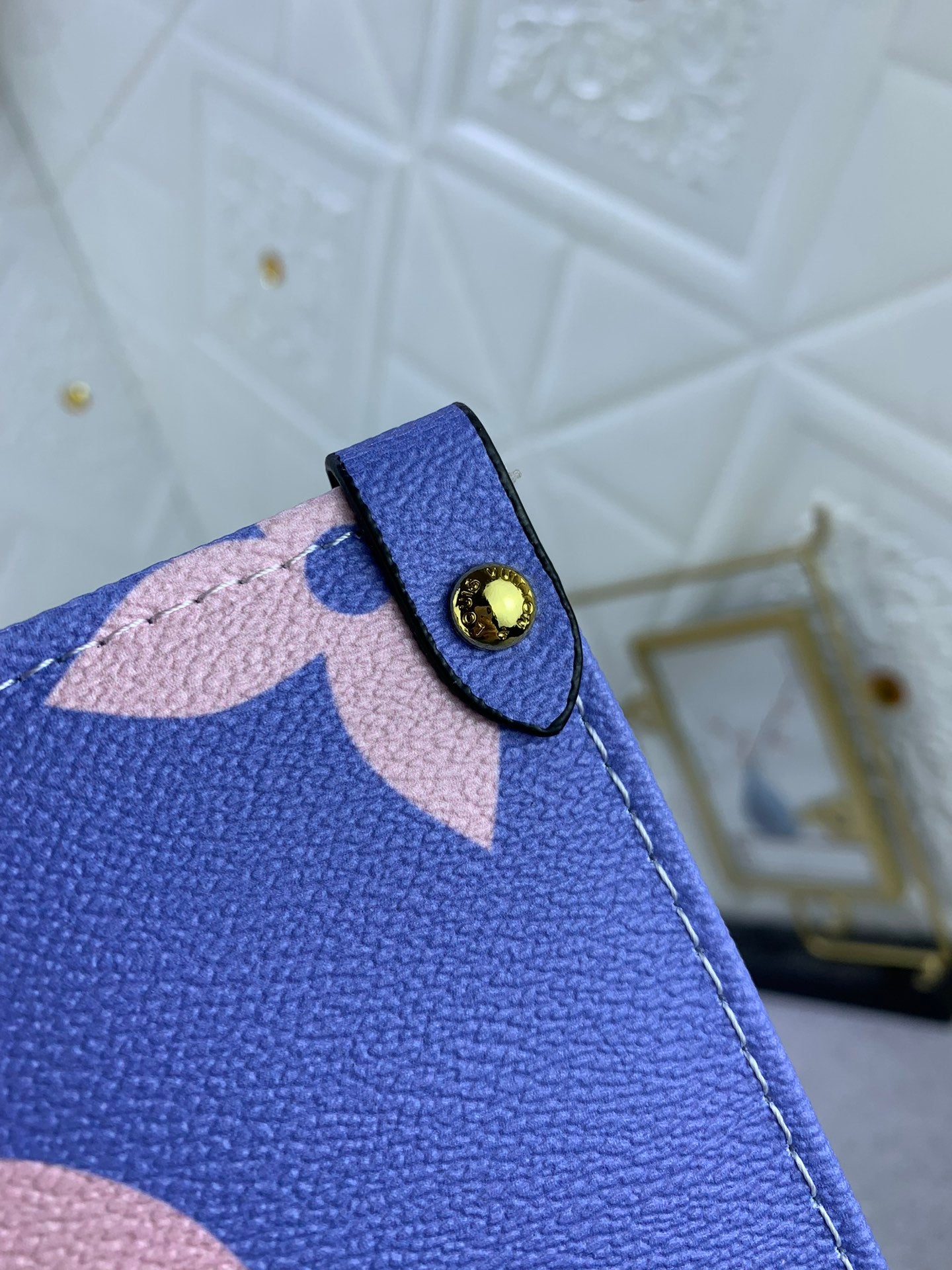 Luxury Bags Louis Vuitton  748