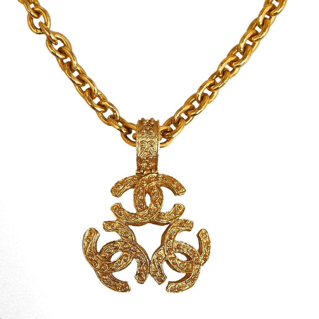 CHANEL CC Trinity Pendant Necklace Costume Necklace