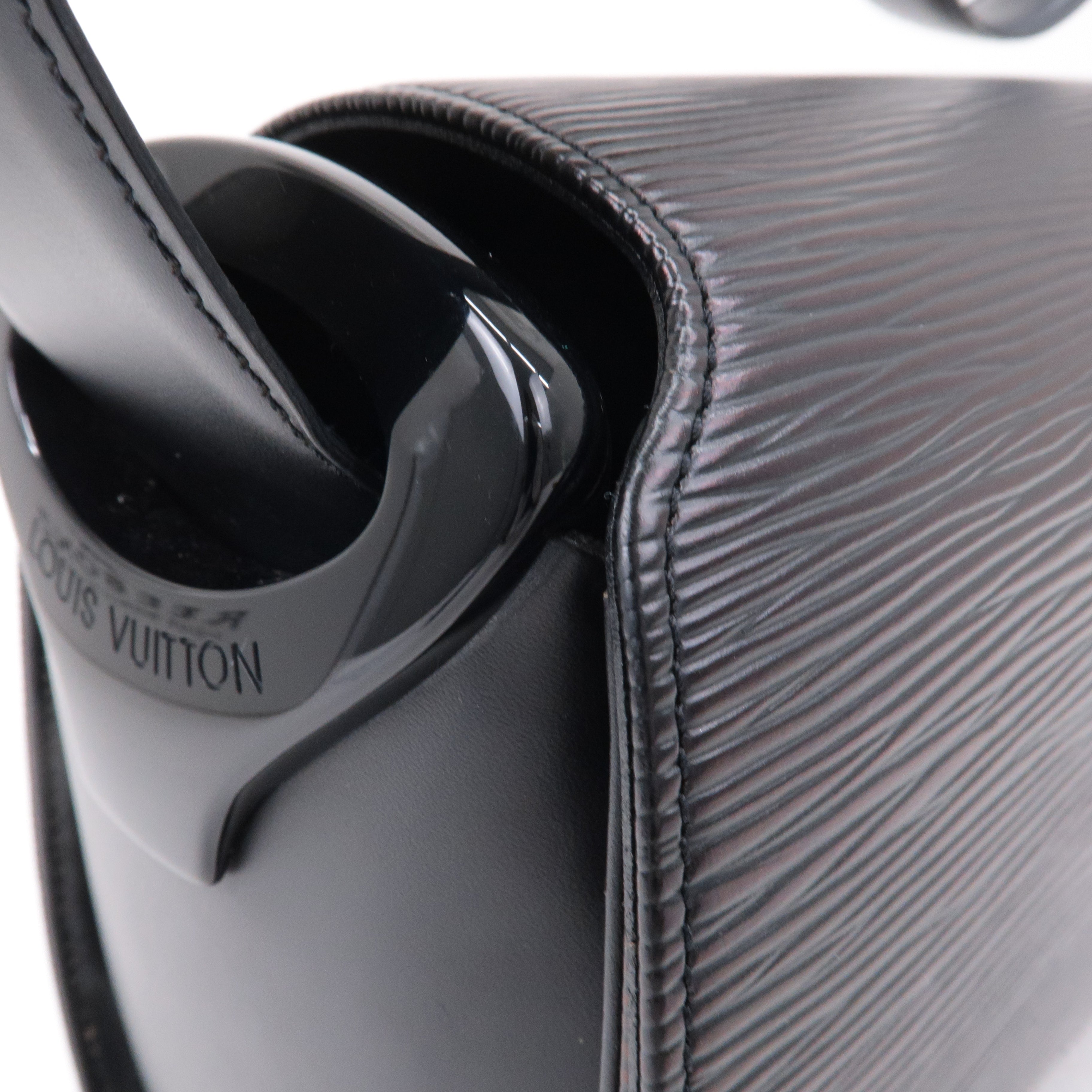 Louis Vuitton Epi Nocturne GM Shoulder Bag Noir Black M52172