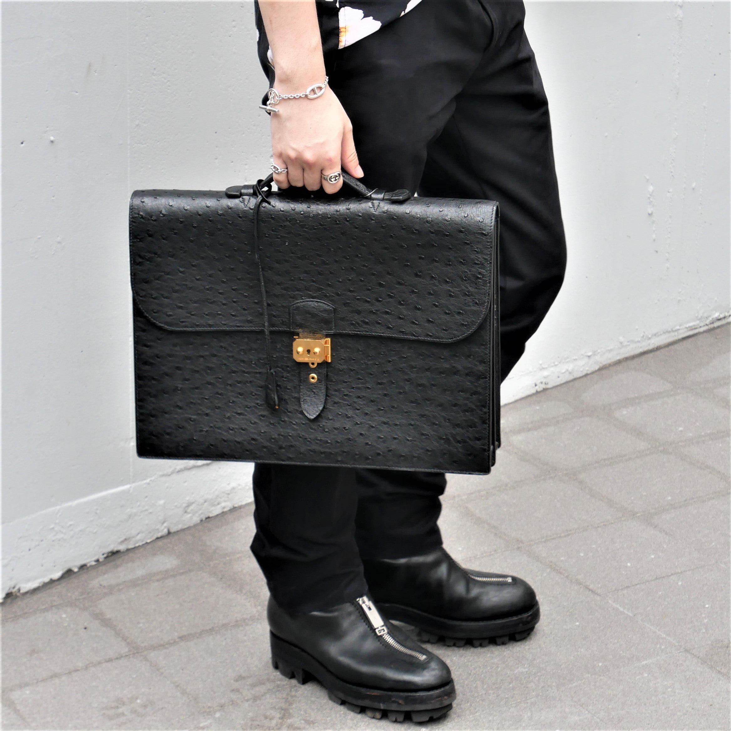 HERMES SAC A DEPECHES 41 Briefcase Hand Bag Black Ostrich