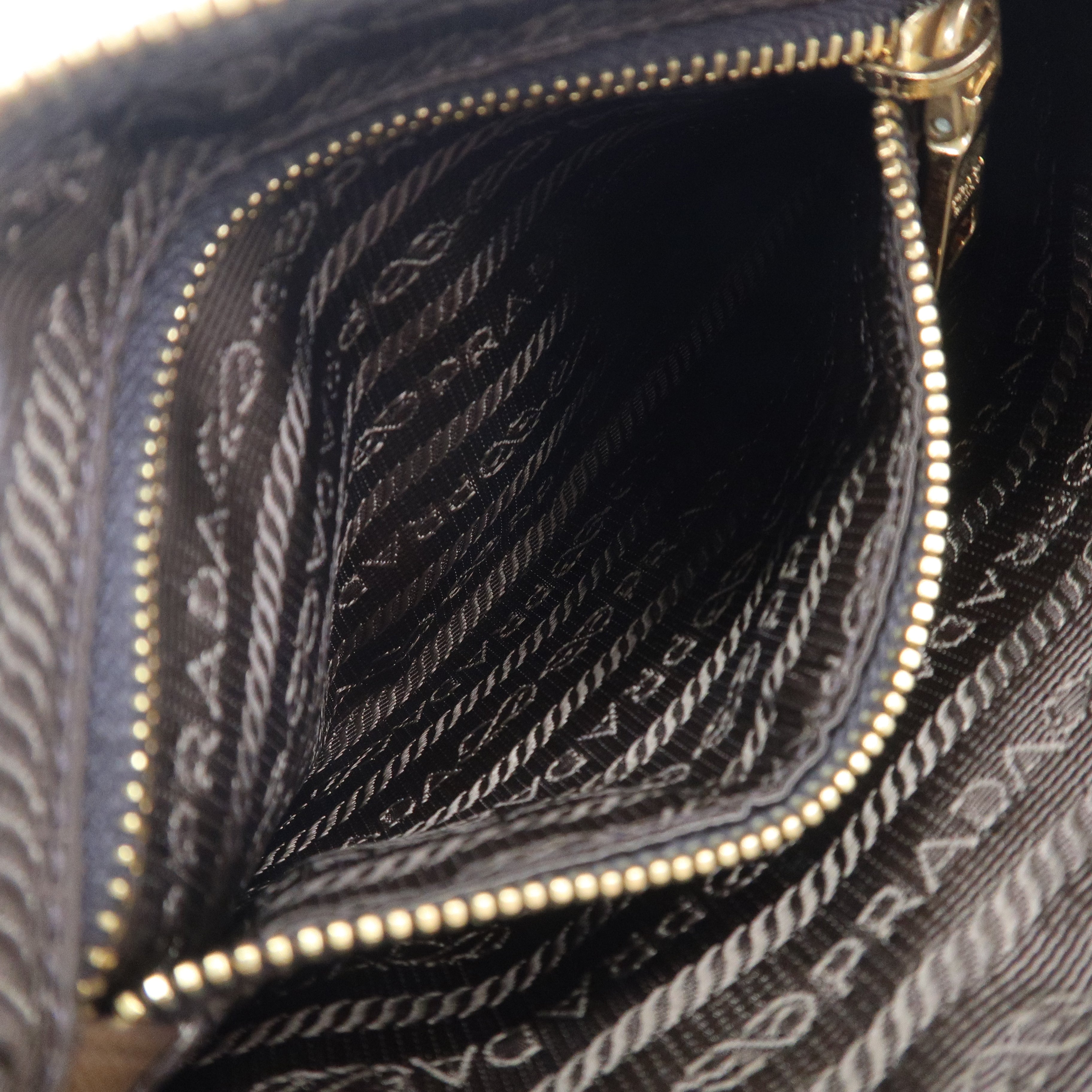 PRADA BAG