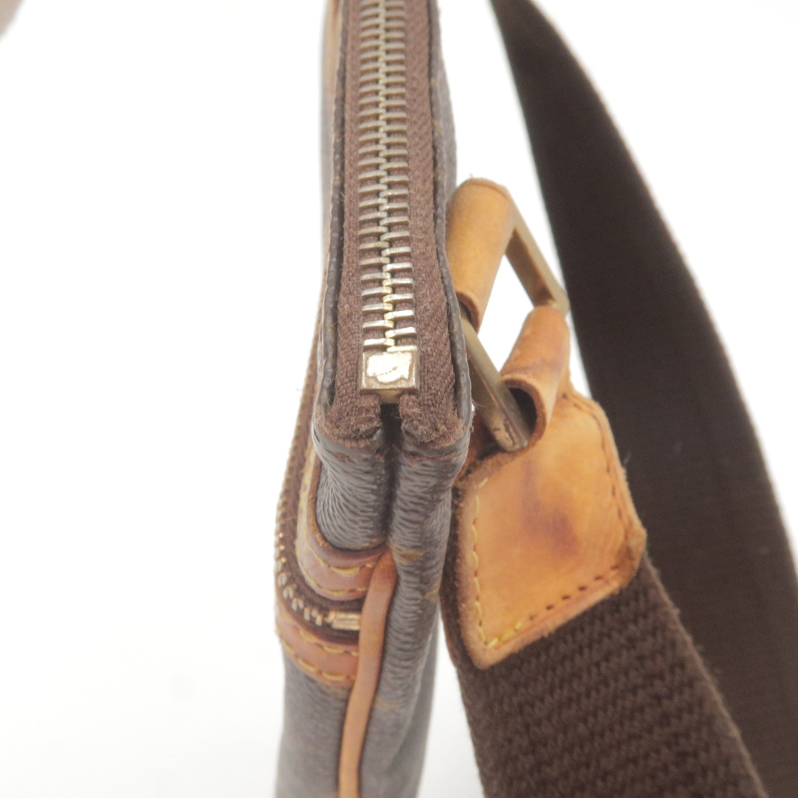 Louis Vuitton Monogram Pochette Bosphore Shoulder Bag M40044