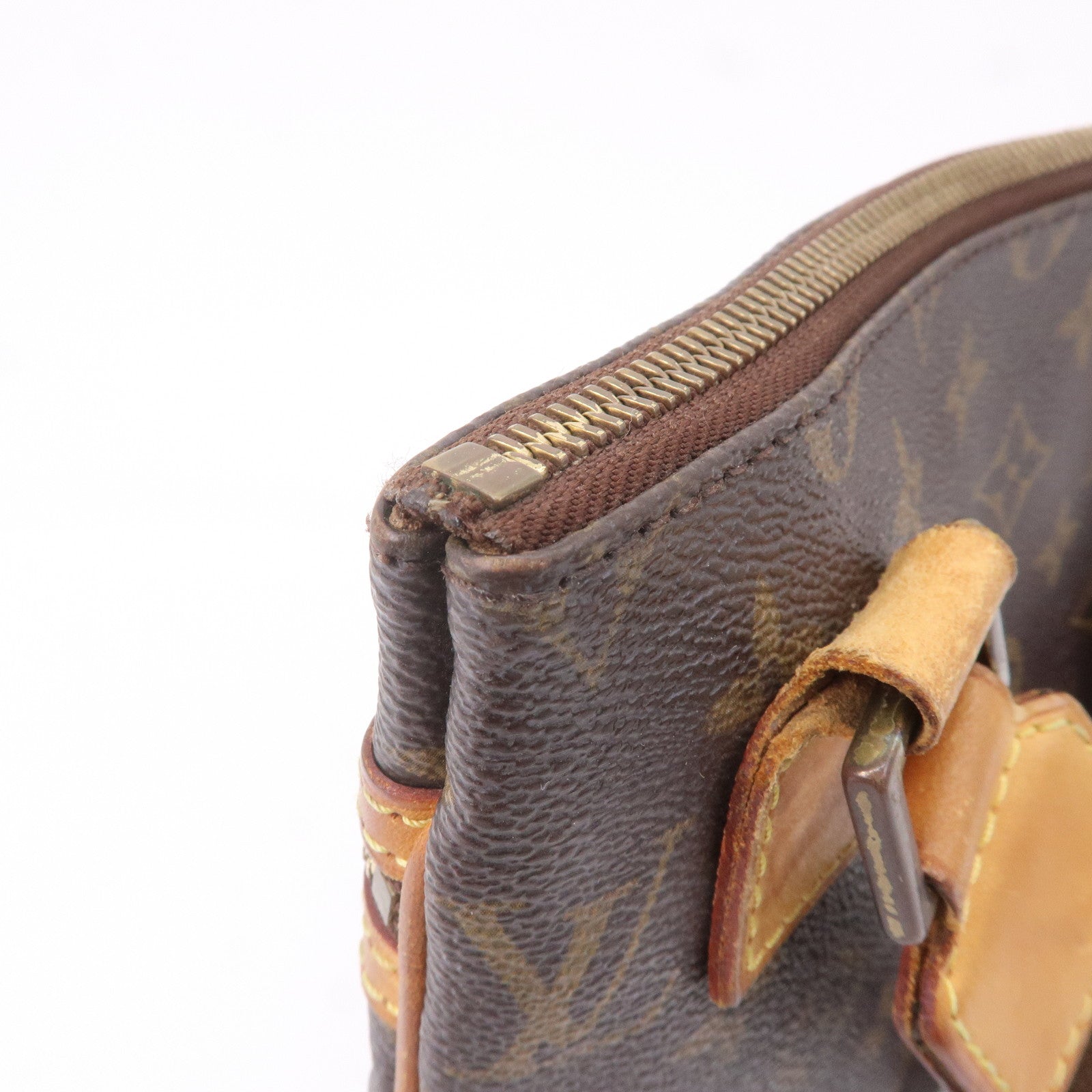 Louis Vuitton Monogram Pochette Bosphore Shoulder Bag M40044