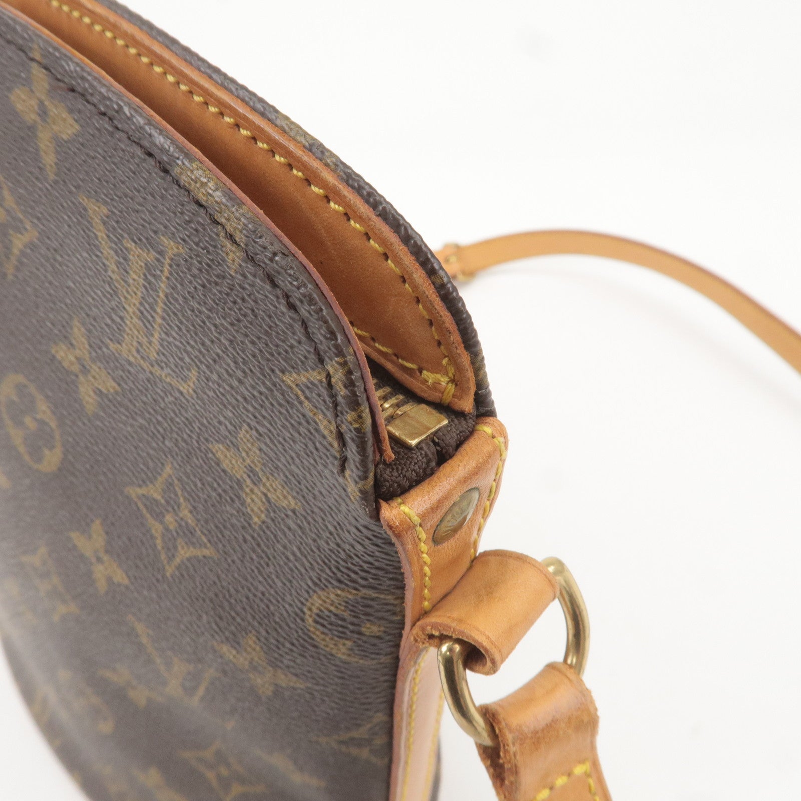 Louis Vuitton Monogram Drouot Cross Body Shoulder Bag M51290