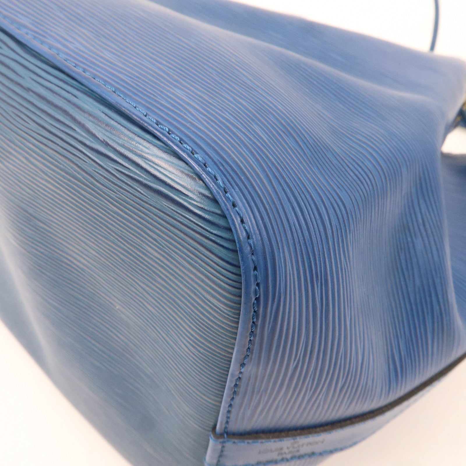 Louis Vuitton Epi Petit Noe Shoulder Bag Toledo Blue M44105