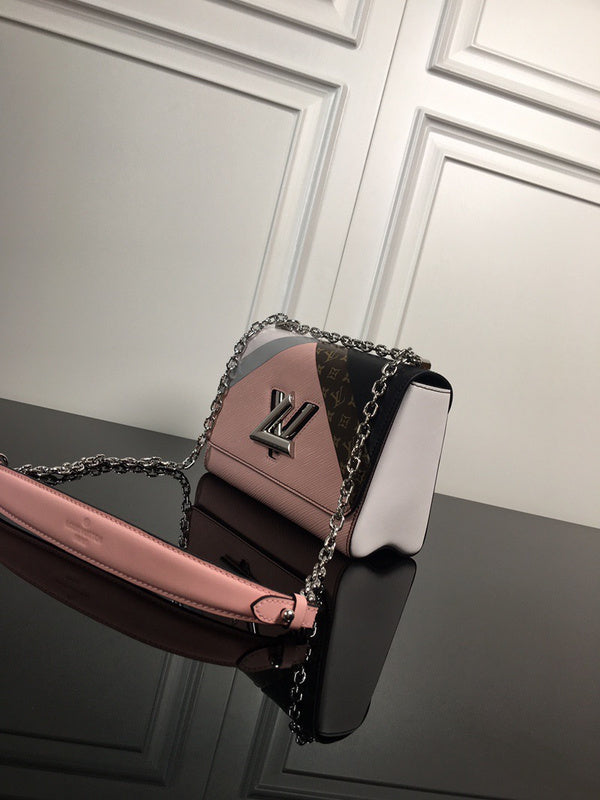 Louis Vuitton Luxury Bags 1971