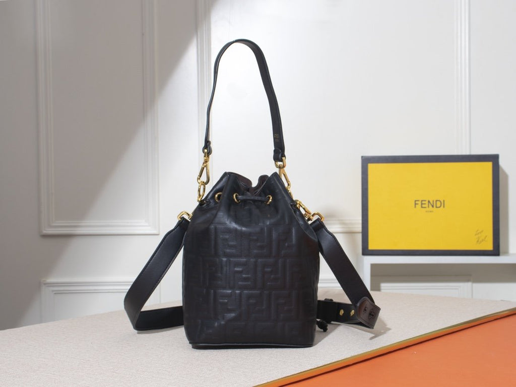Designer Handbags Fendi 035