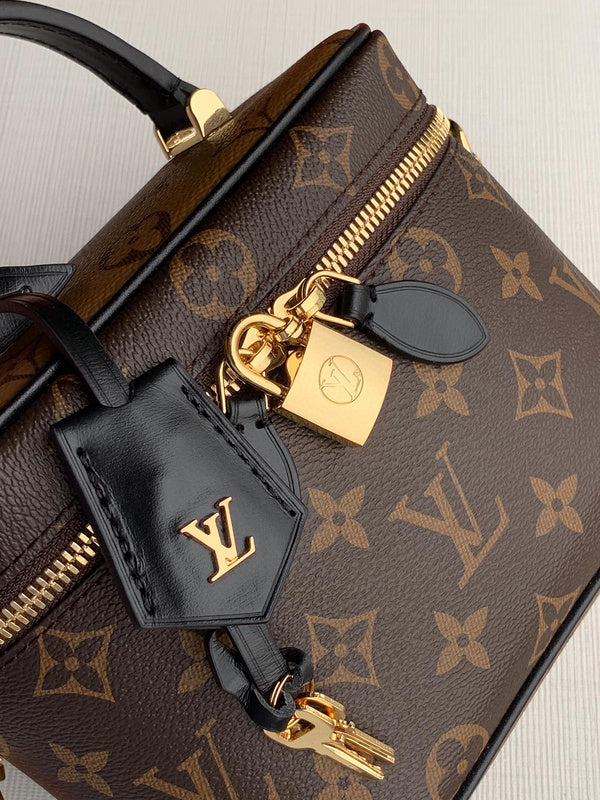 Louis Vuitton Luxury Bags 2675