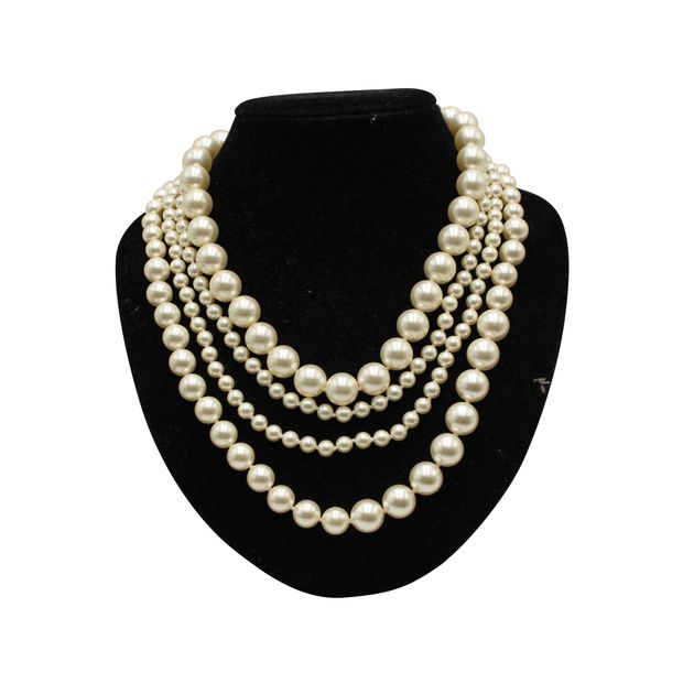CHANEL Faux Pearls Necklace Spring/ Summer 2014