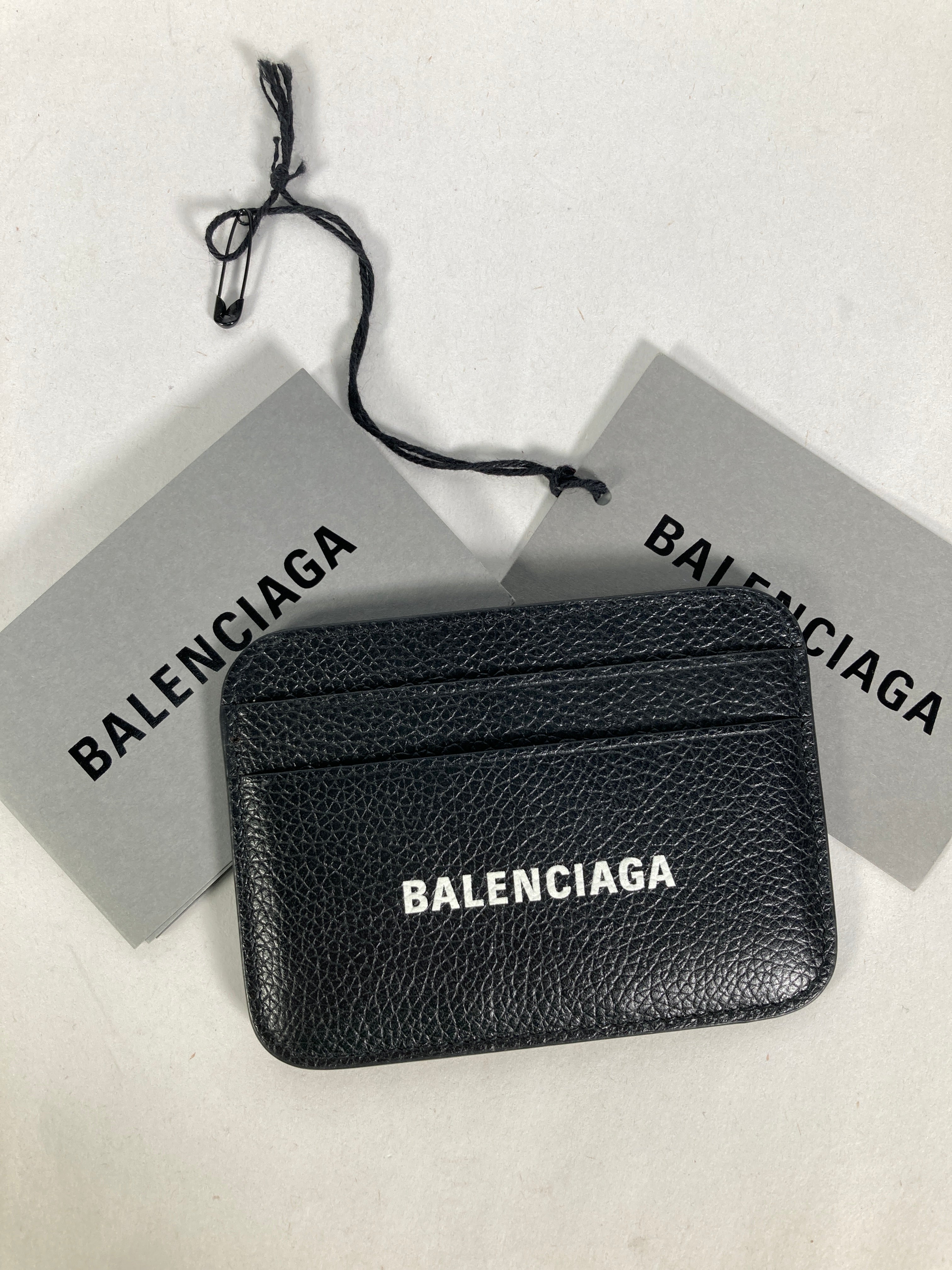Coin Purse Luxury Designer By Balenciaga  Size: Medium