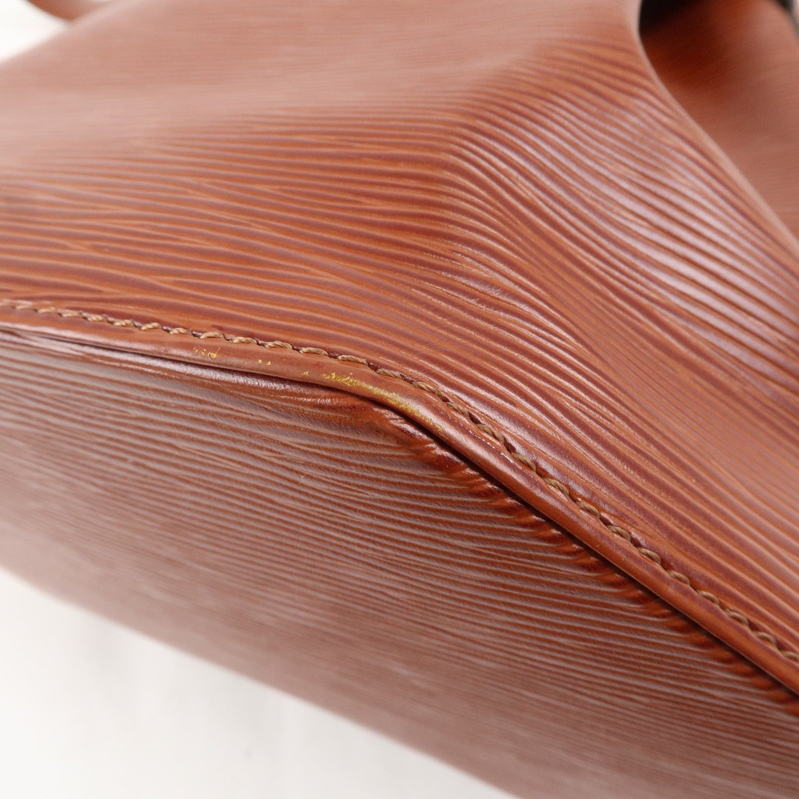 Louis Vuitton Epi Sac D'epaule PM Bucket Bag Kenya Brown M80203