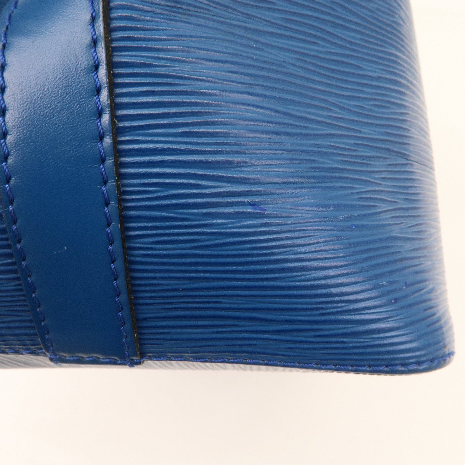 Louis Vuitton Epi Petit Noe Shoulder Bag Toledo Blue M44105