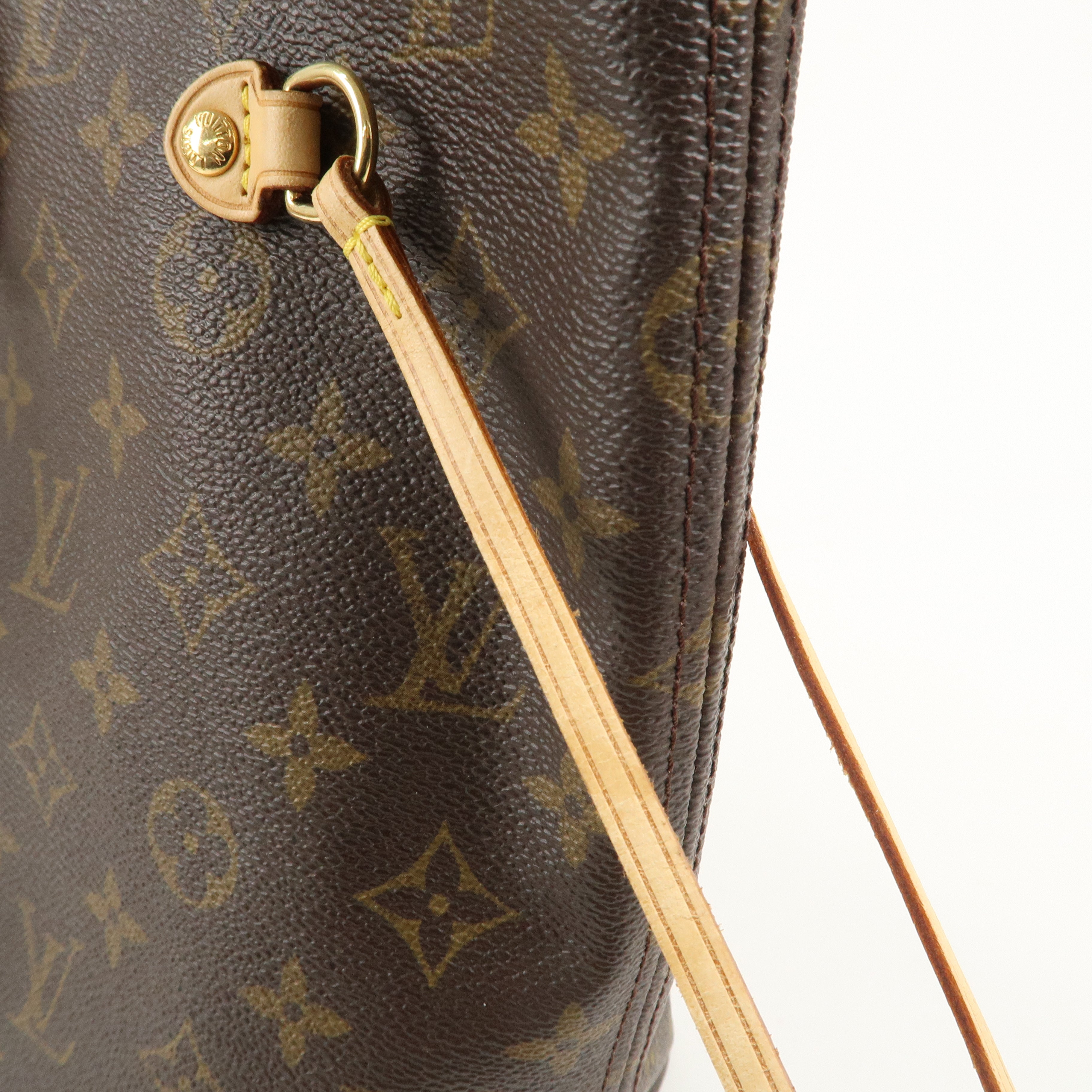 Louis Vuitton Monogram Neverfull MM Tote Bag Brown M40156