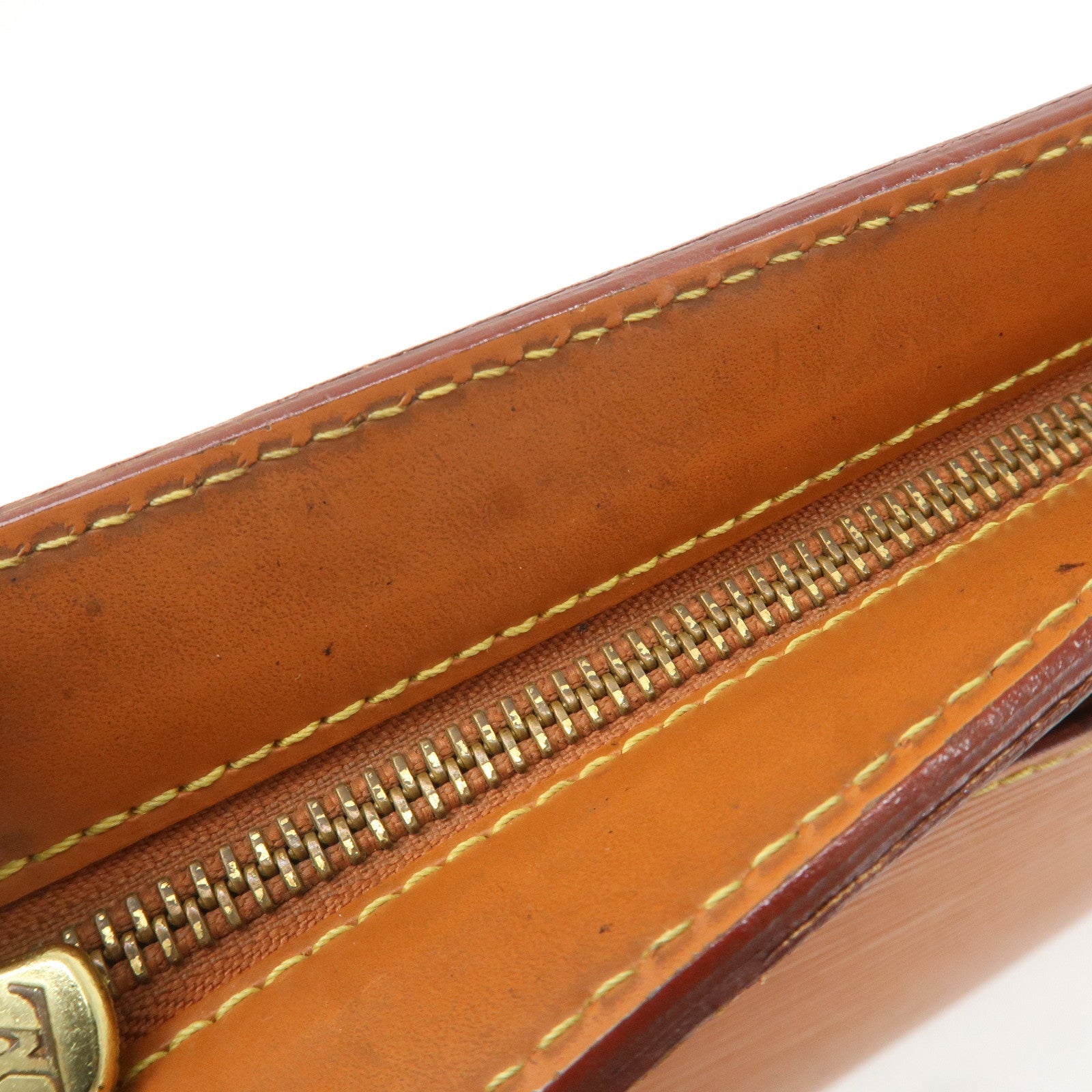 Louis Vuitton Epi Pochette Homme Clutch Bag Zipangu Gold M52528