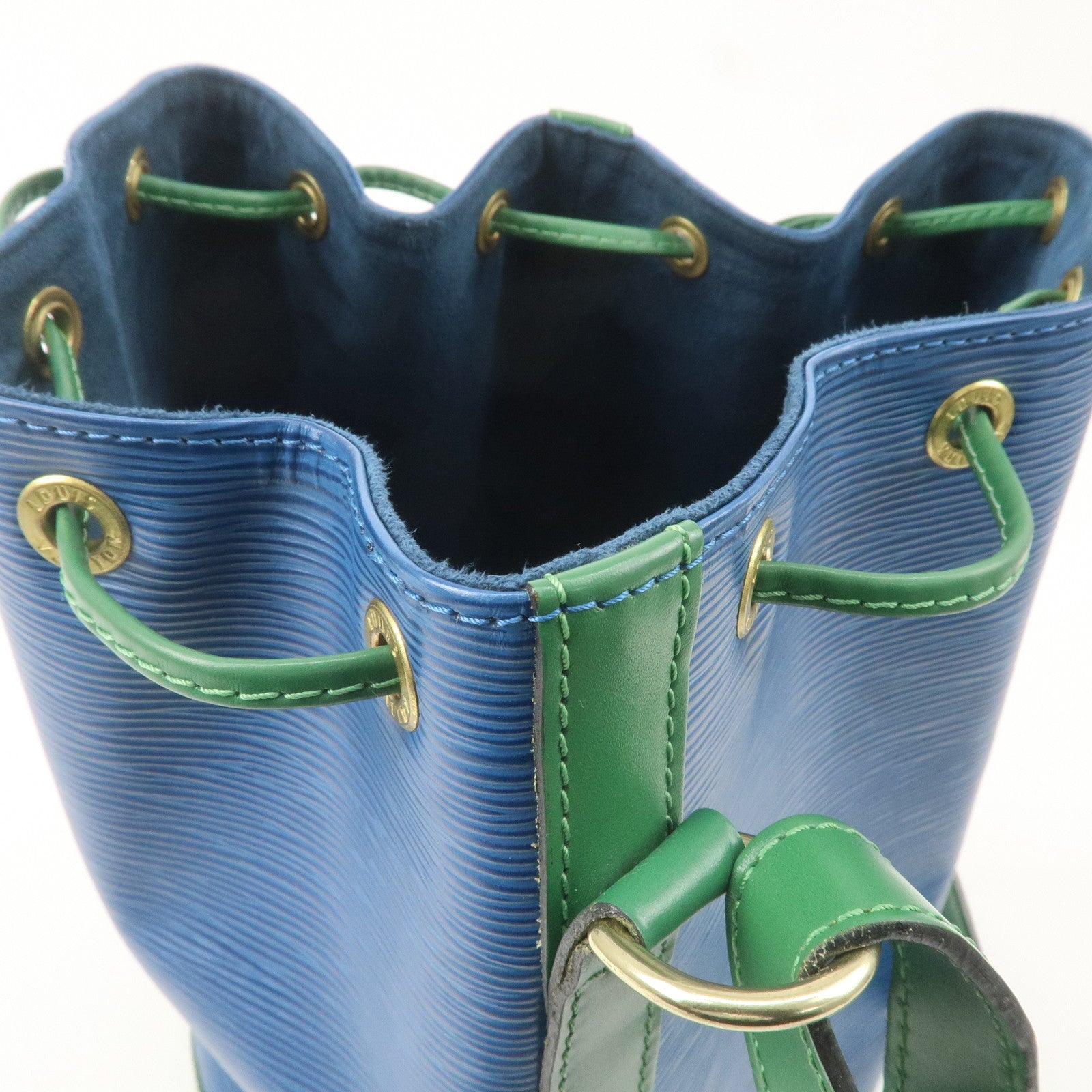 Louis Vuitton Epi Bi-Color Noe Shoulder Bag Blue Green M44044
