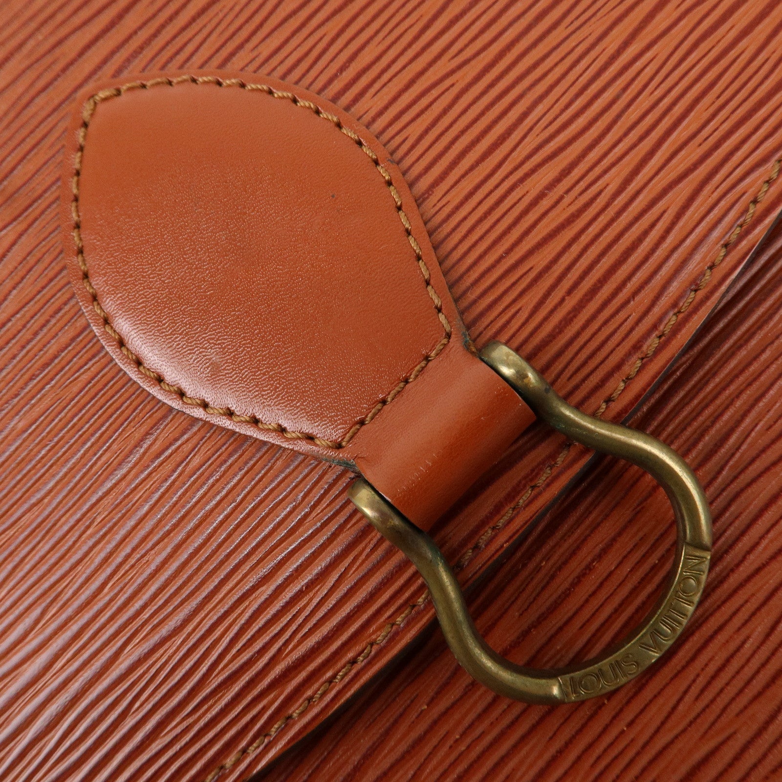 Louis Vuitton Epi Saint Cloud Shoulder Bag Kenya Brown M52193