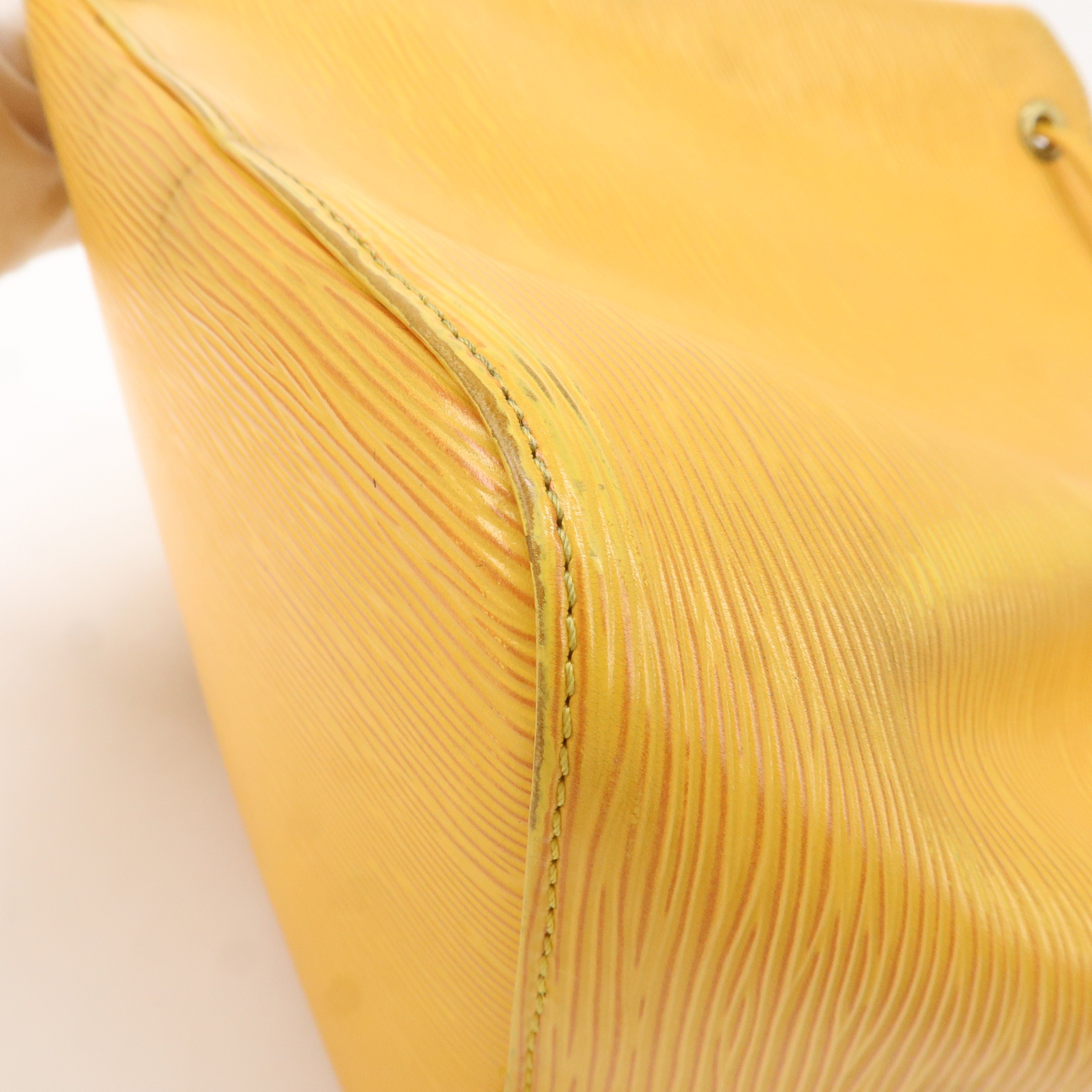 AuthenticLouis Vuitton Epi Petit Noe Shoulder Bag Tassili Yellow M44109