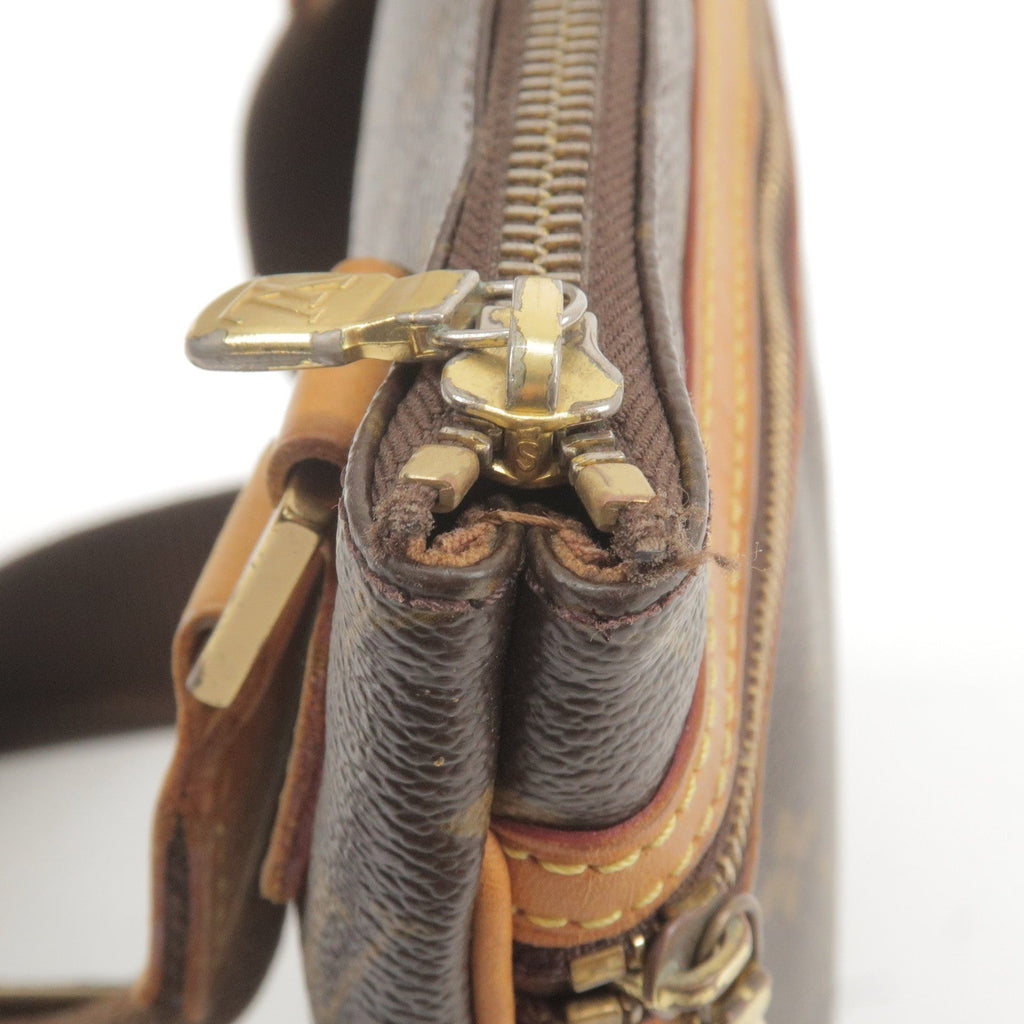 Louis Vuitton Monogram Pochette Bosphore Shoulder Bag M40044
