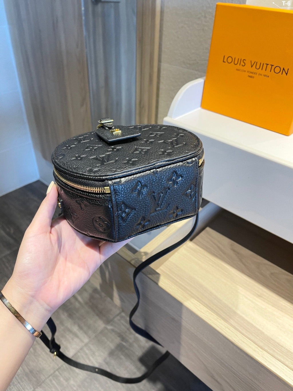 Designer Handbags Louis Vuitton 495