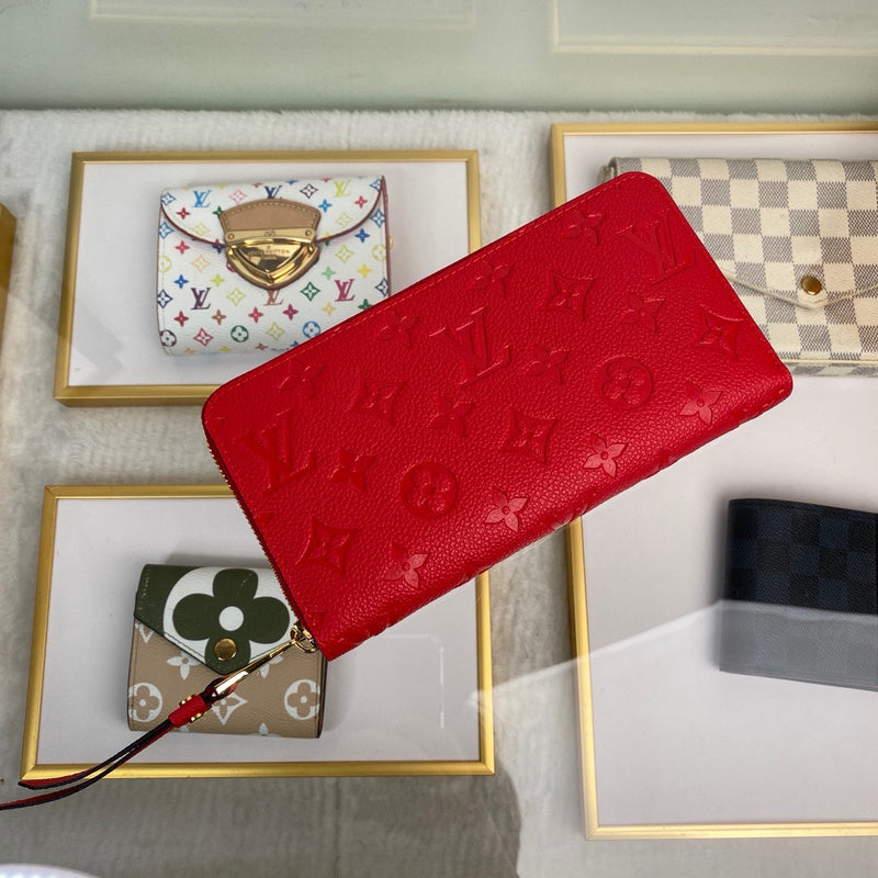 Louis Vuitton Luxury Bags 1820