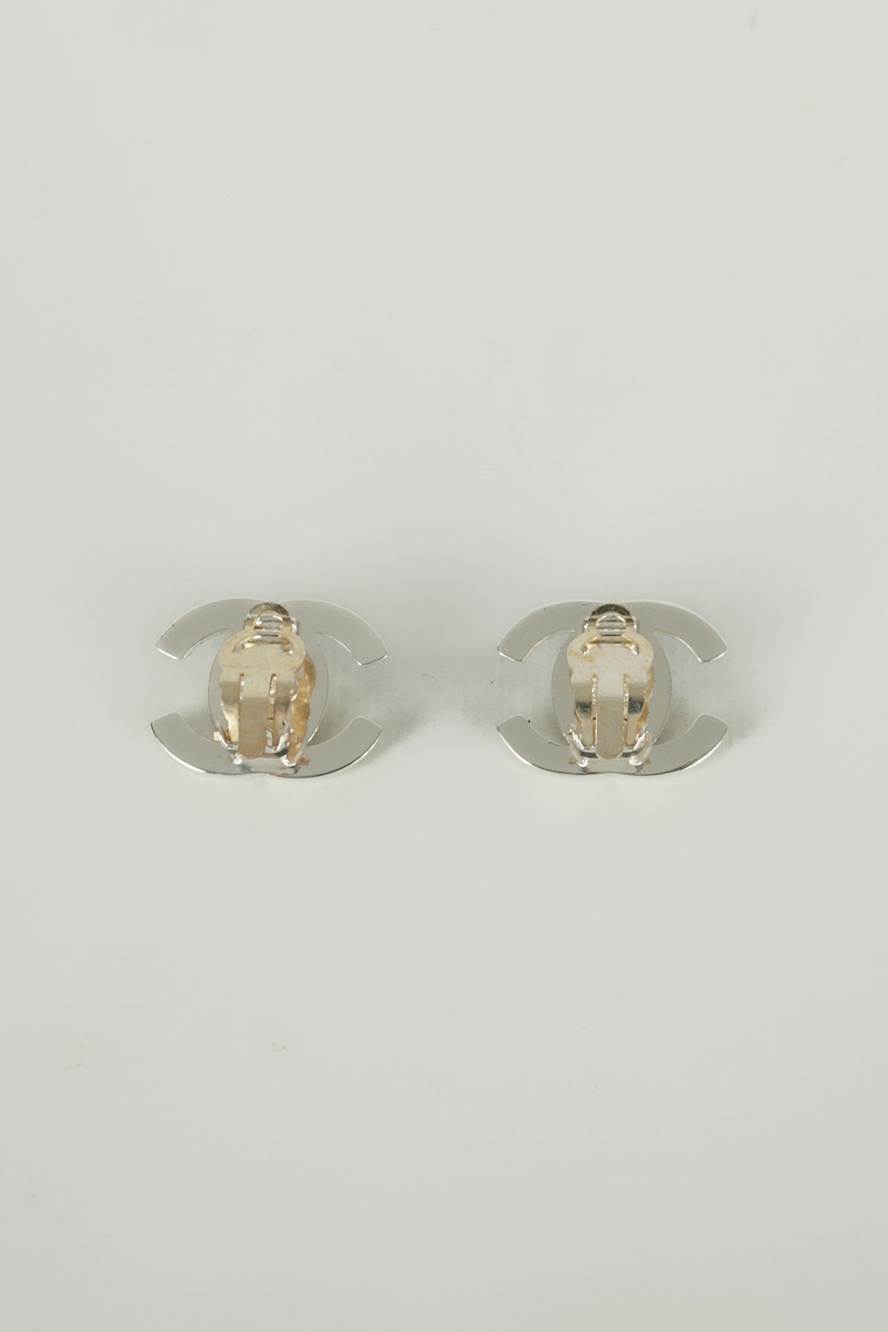 Boucles d'oreilles tourniquet Chanel