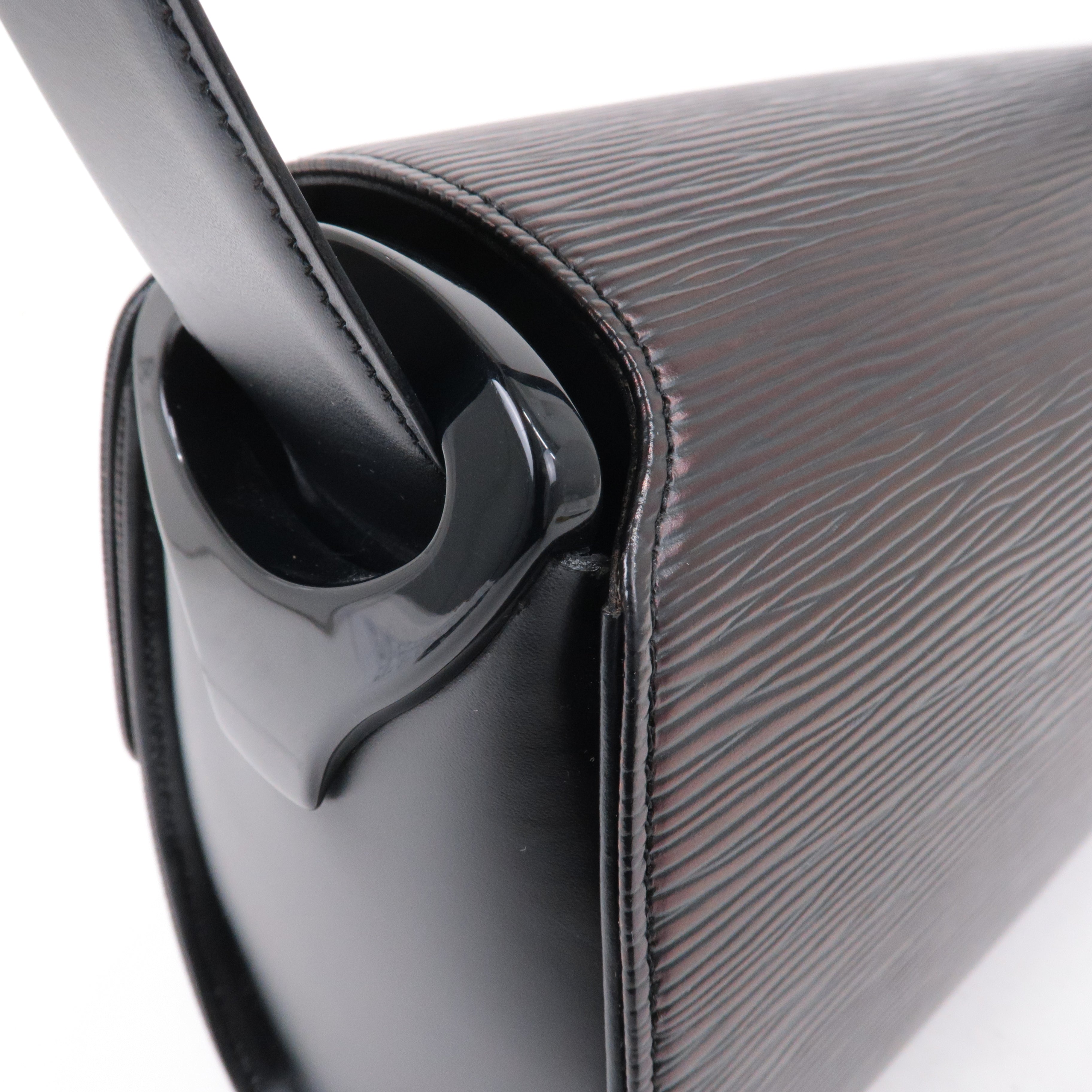 Louis Vuitton Epi Nocturne GM Shoulder Bag Noir Black M52172