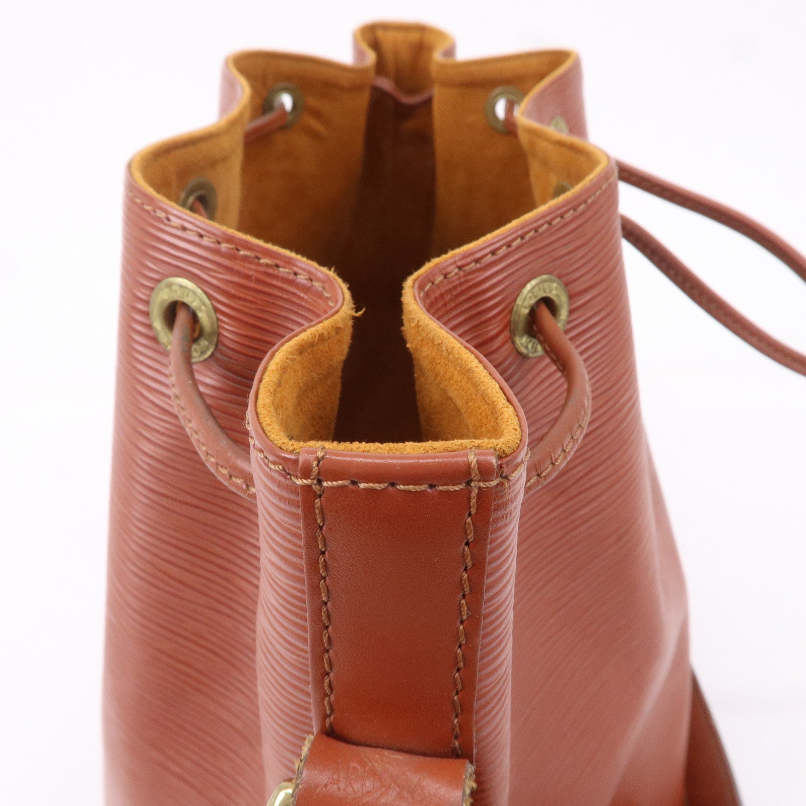 Louis Vuitton Epi Petit Noe Shoulder Bag Kenya Brown M44103