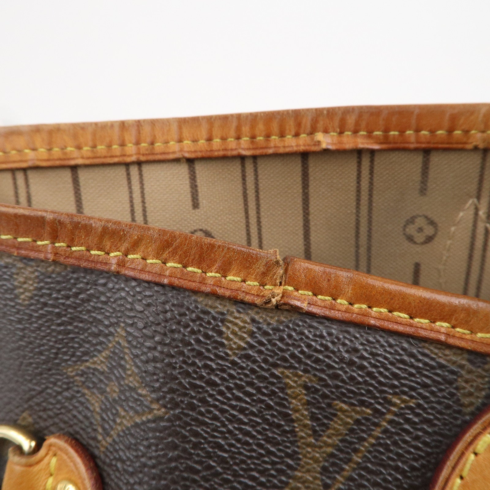 Louis Vuitton Monogram Neverfull MM Tote Bag Brown M40156