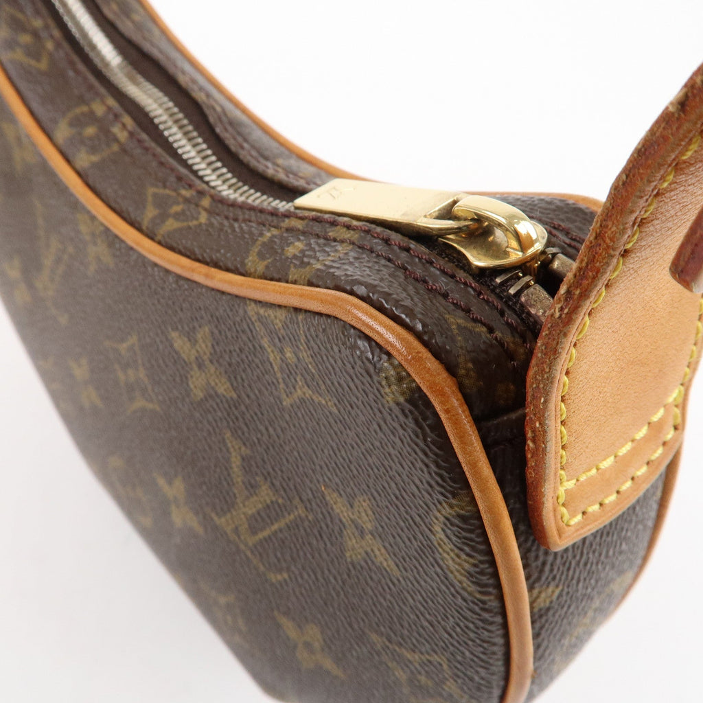 Louis Vuitton Monogram Pochette Croissant Shoulder Bag M51510