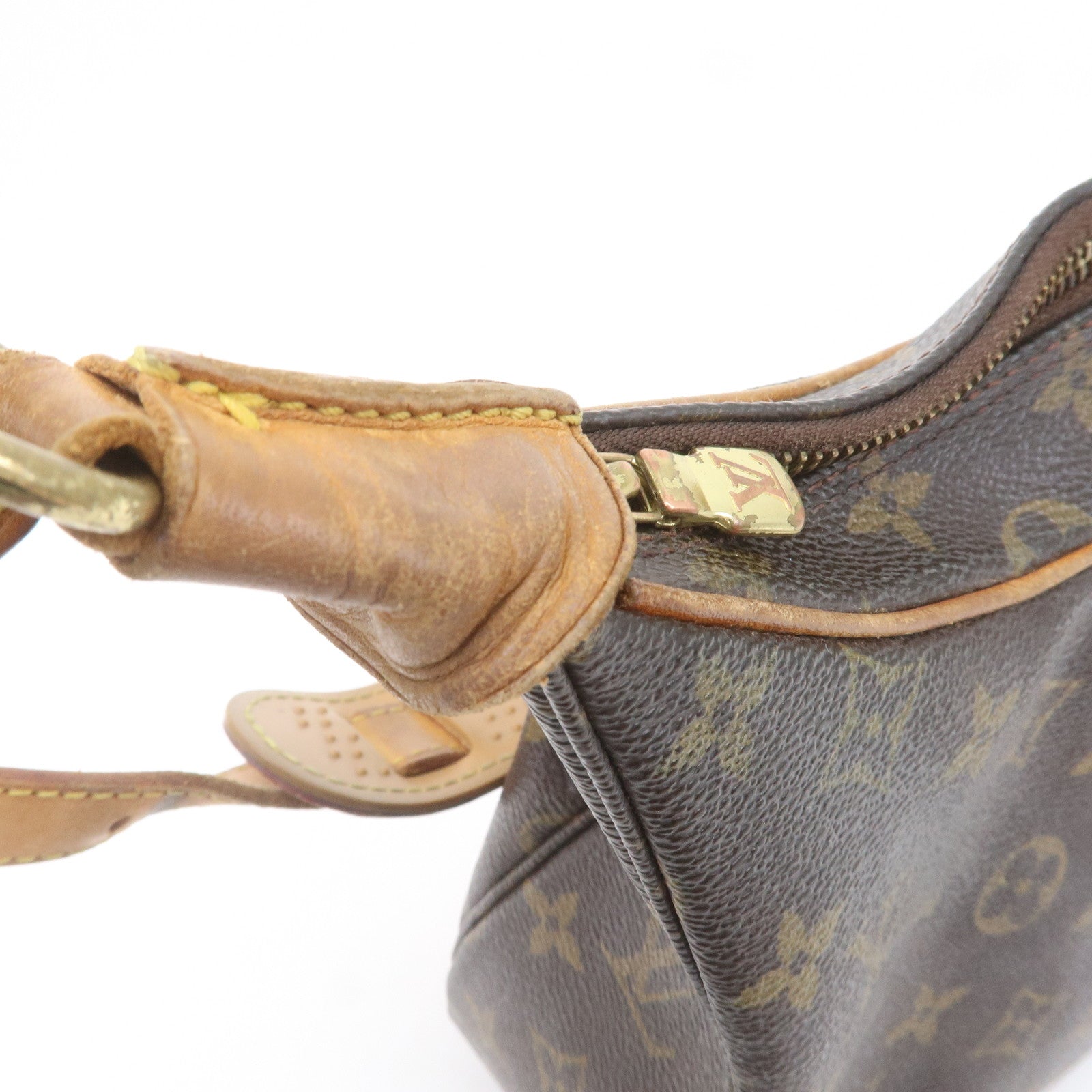 Louis Vuitton Monogram Boulogne 30 Shoulder Bag M51265
