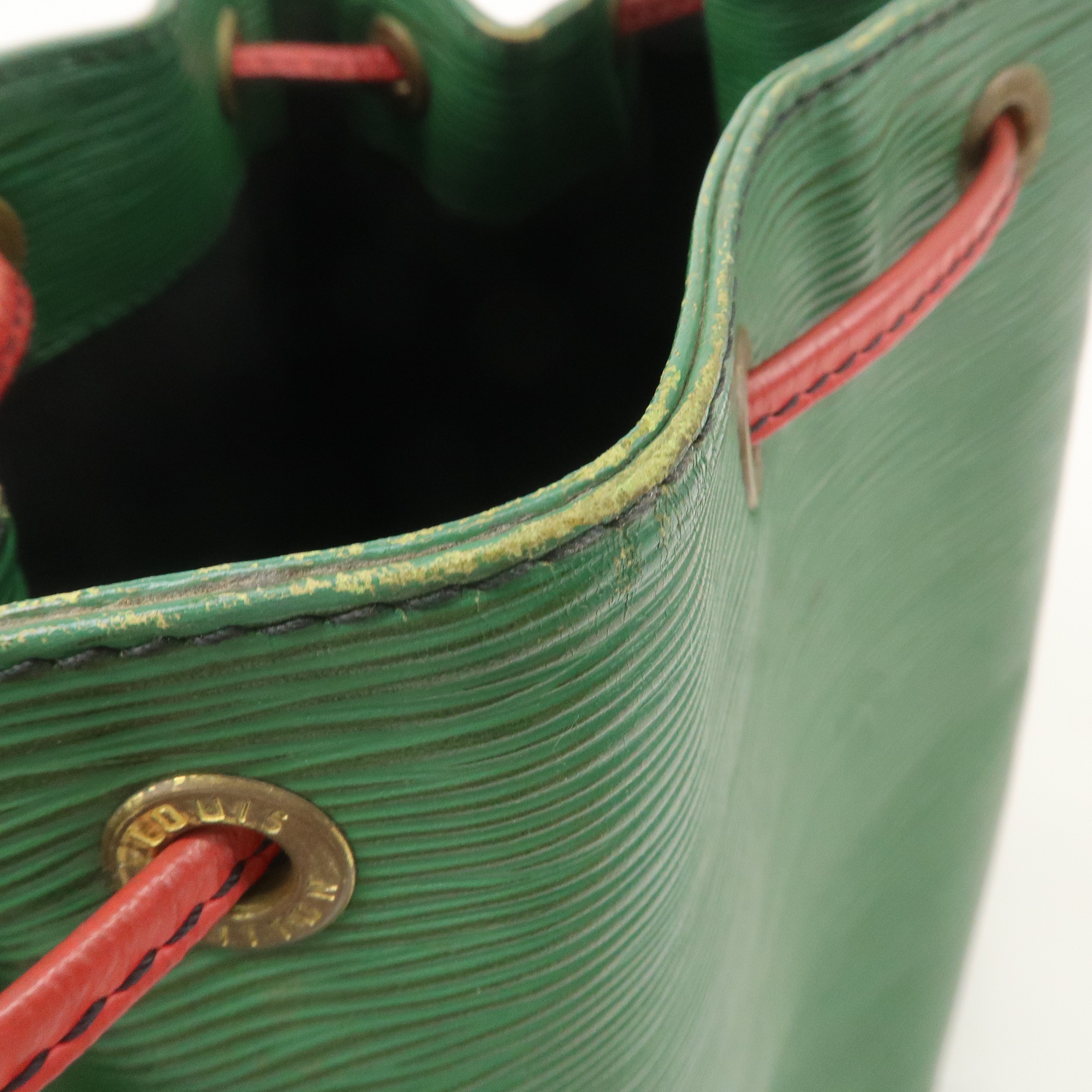 Louis Vuitton Epi Petit Noe Shoulder Bag Green Red M44147