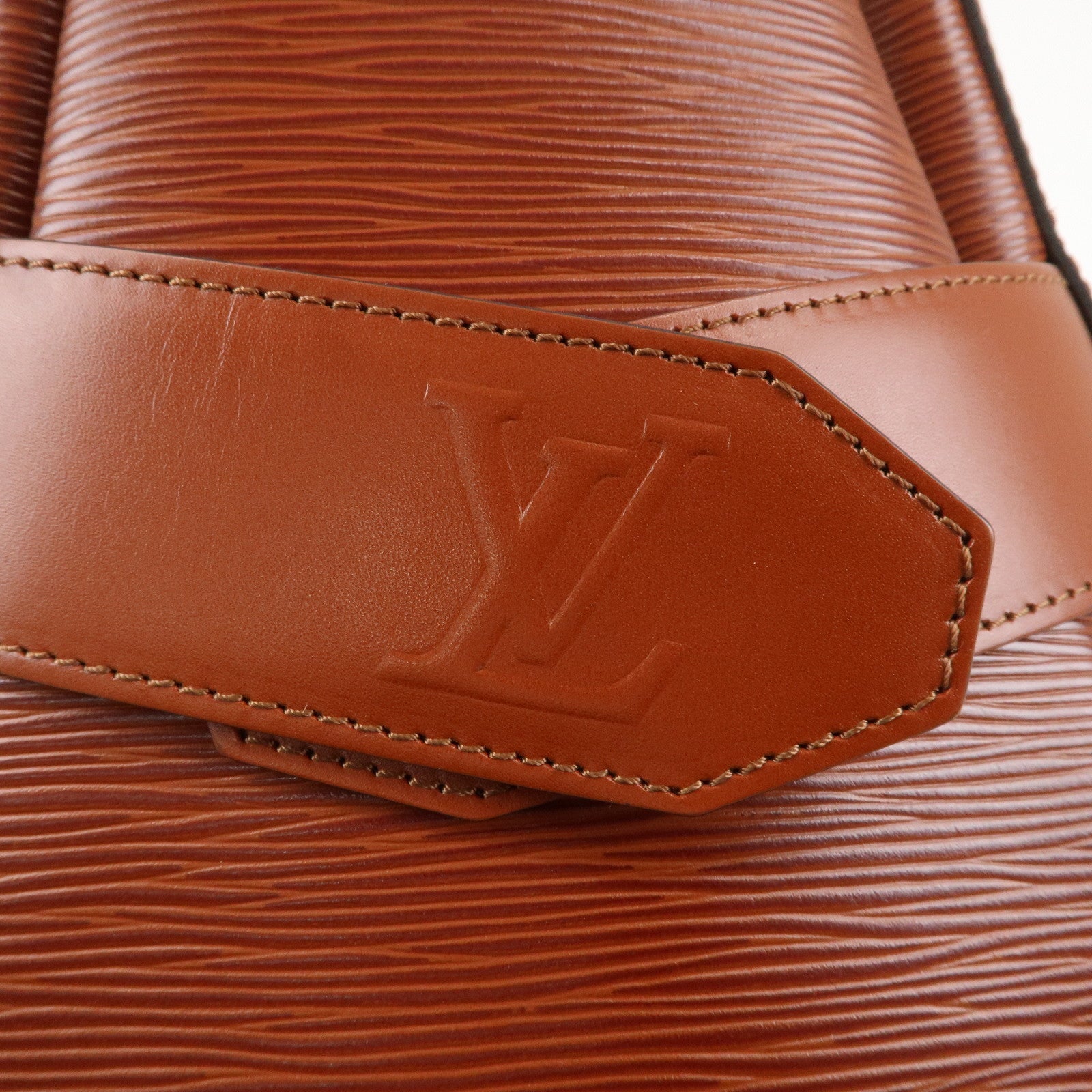 Louis Vuitton Epi Sac D'epaule PM Bucket Bag Kenya Brown M80203