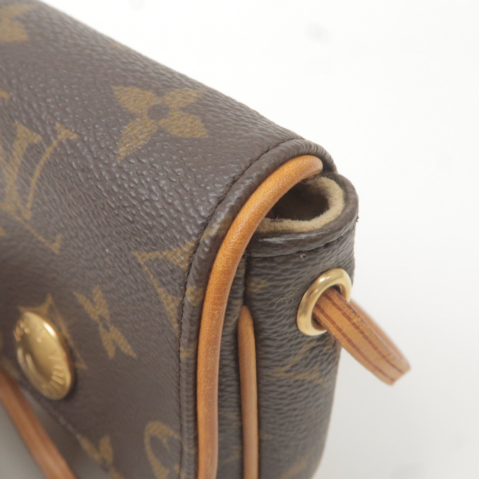 Louis Vuitton Monogram Pochette Cancun Shoulder Bag Pouch M60018