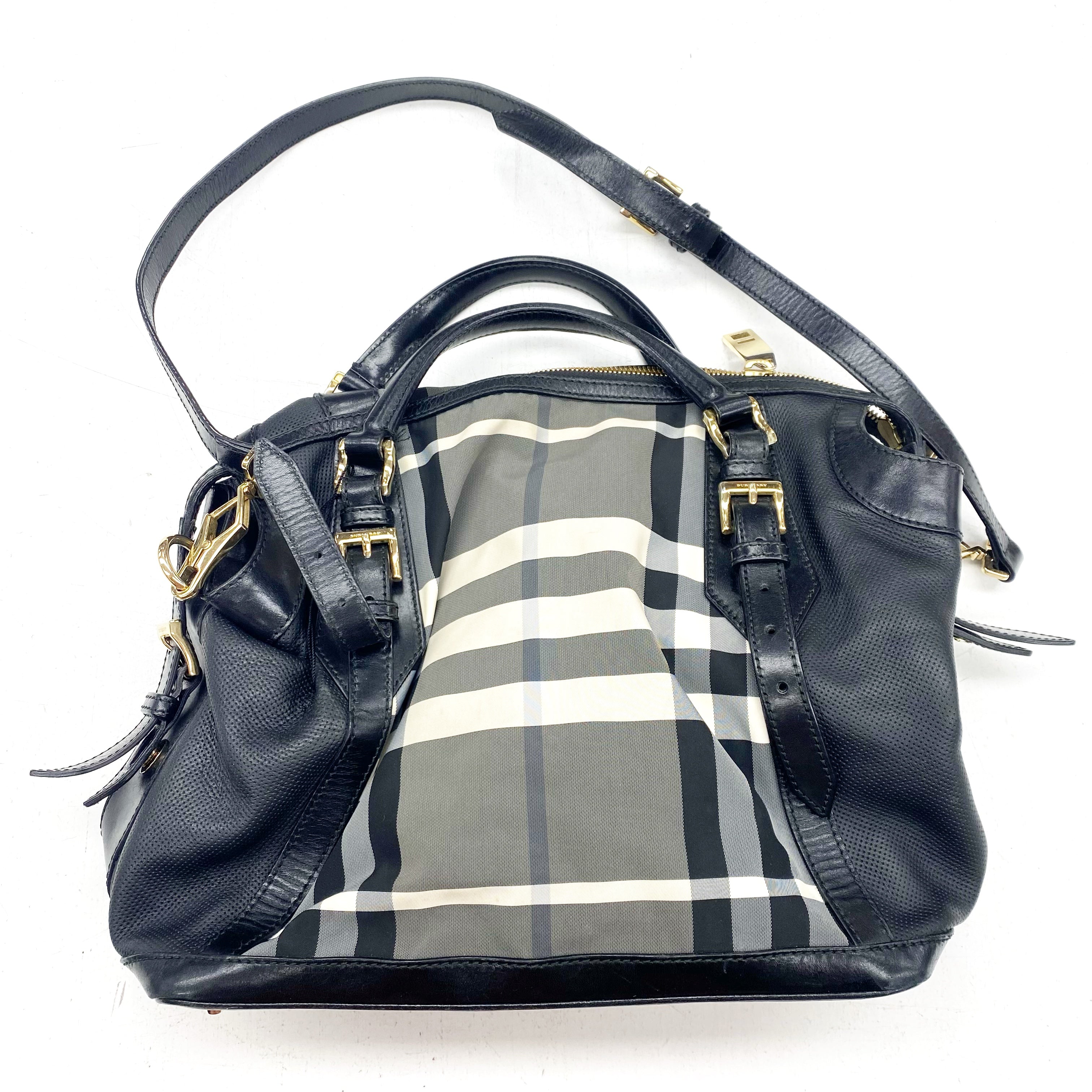 Handbag Luxury Designer By Burberry  Size: Medium