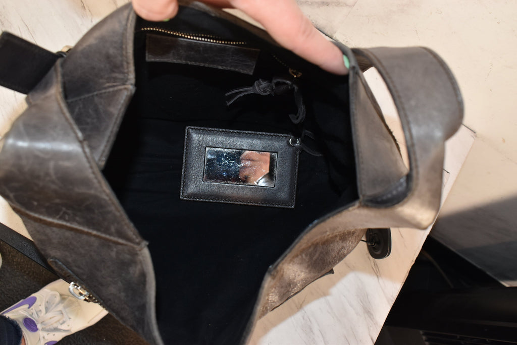 Handbag Designer By Balenciaga  Size: Medium