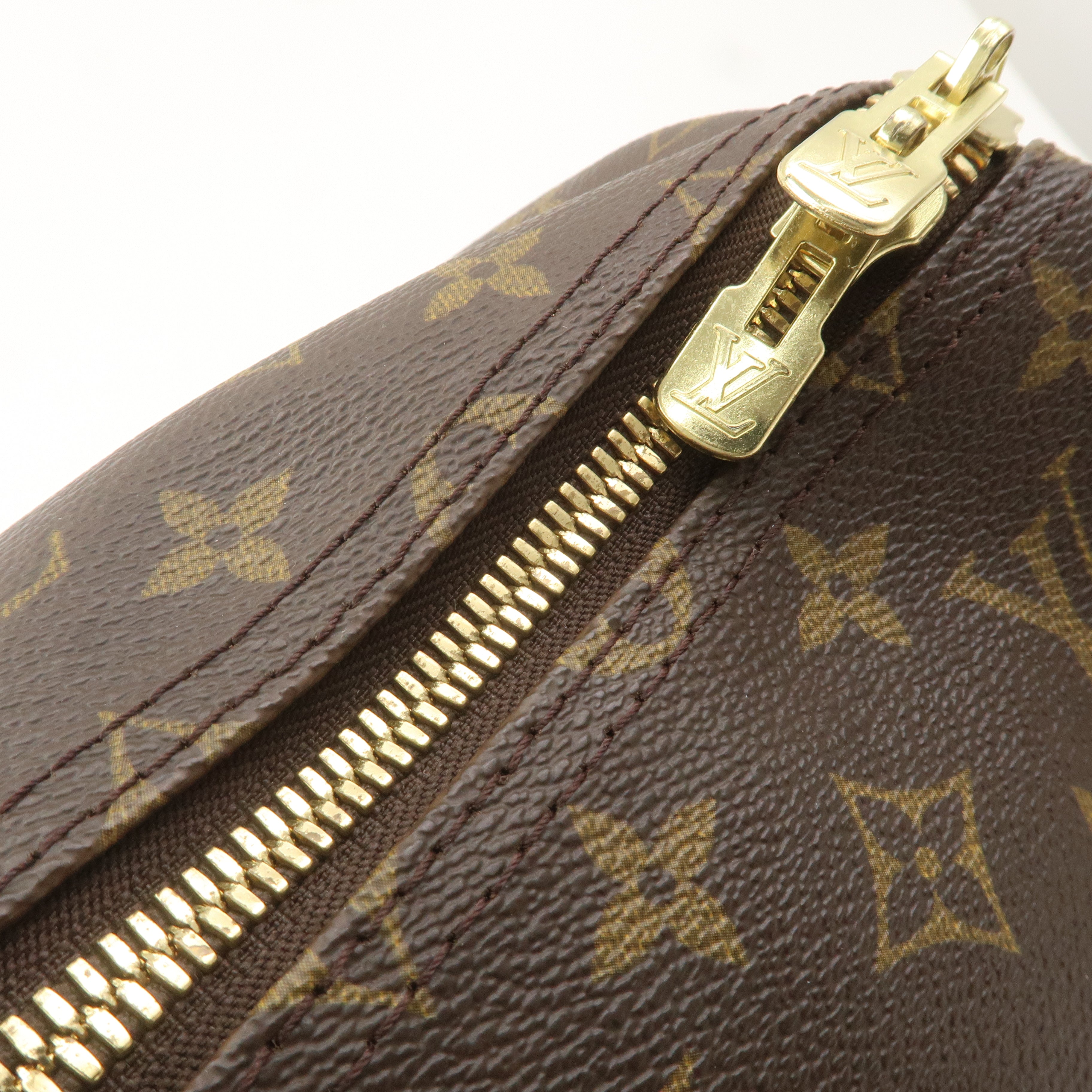 Louis Vuitton Monogram Keep All Bandouliere 55 Bag M41414