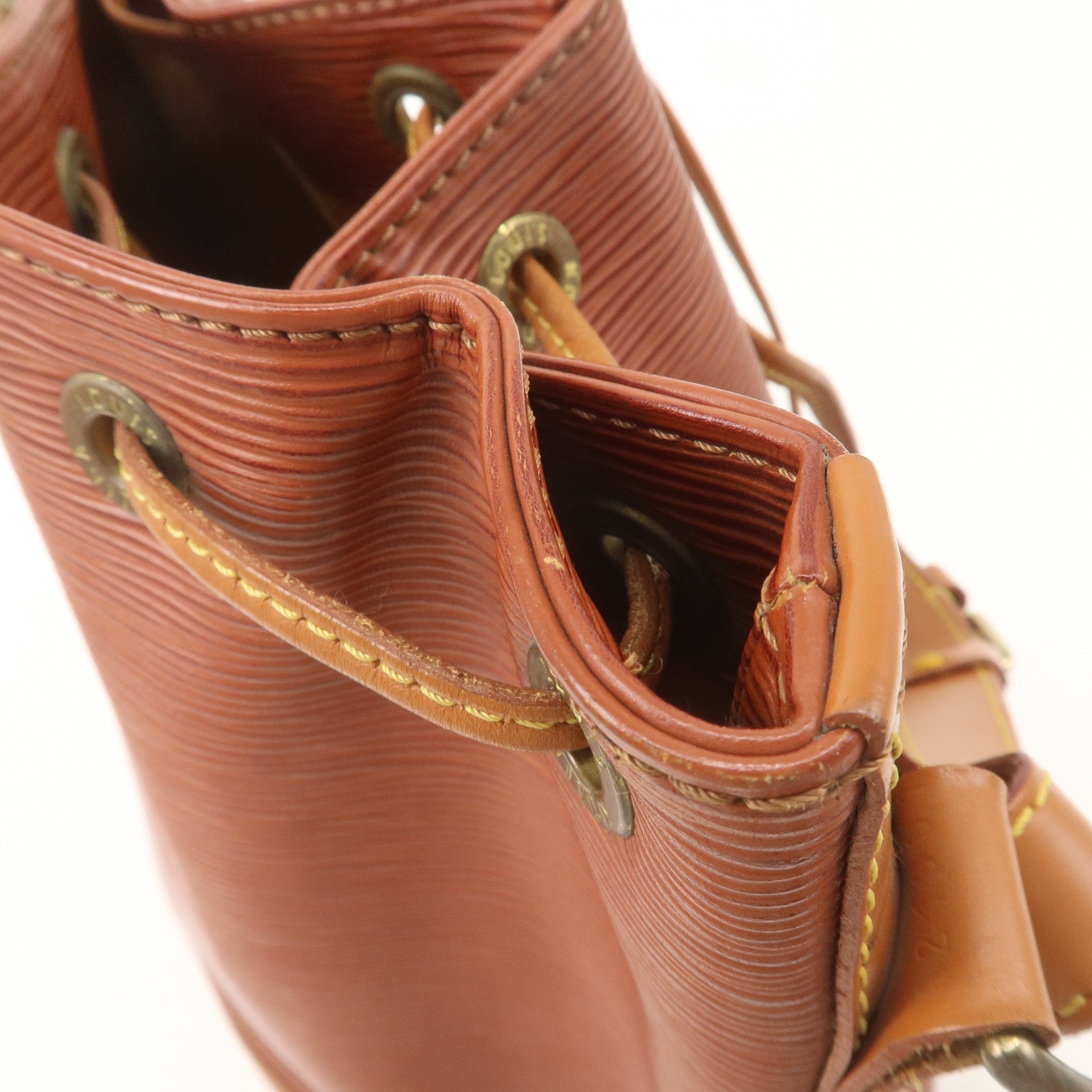 Louis Vuitton Epi Noe Bi-Color Shoulder Bag Kenya Brown M44028