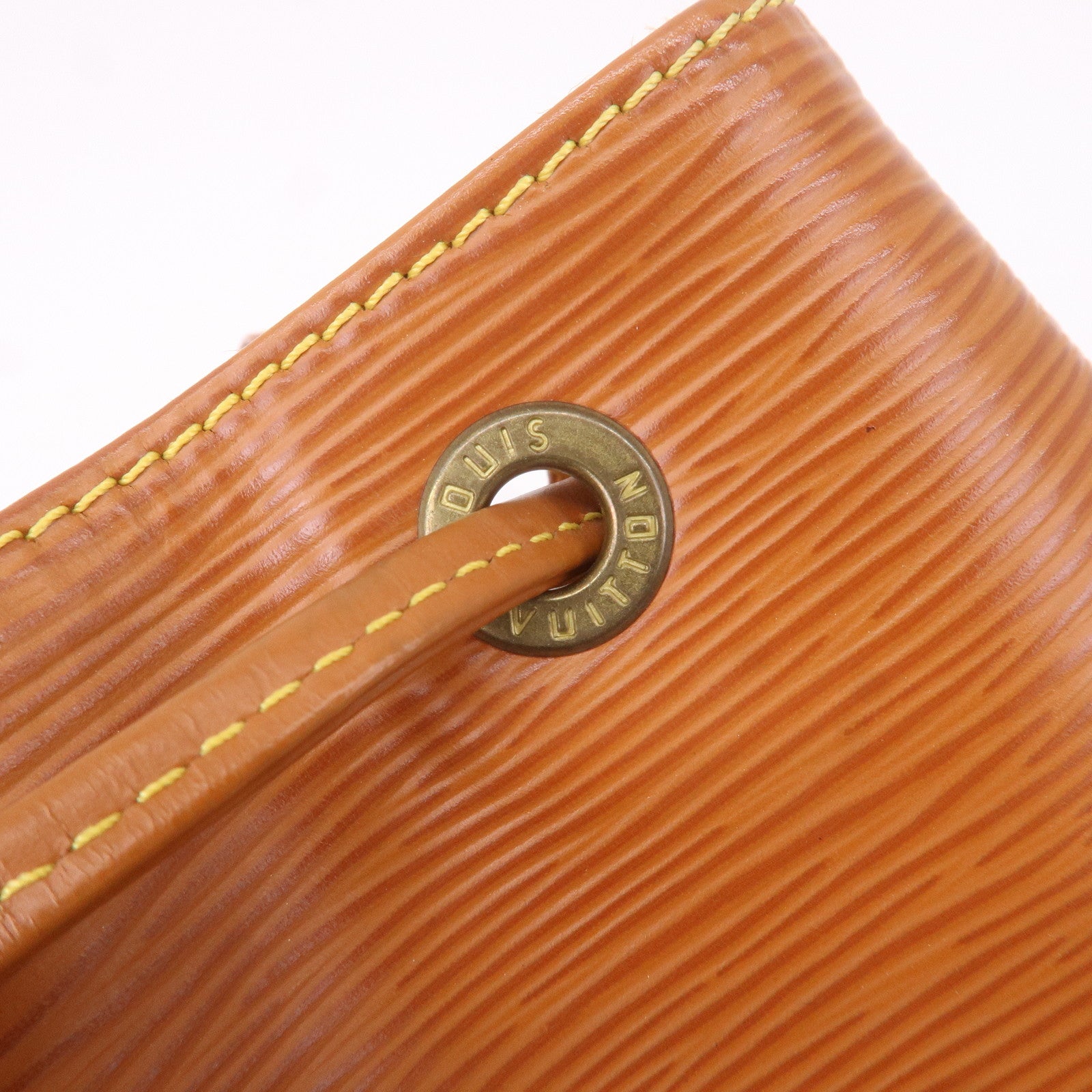 Louis Vuitton Epi Petit Noe Shoulder Bag Zipang Gold M44108