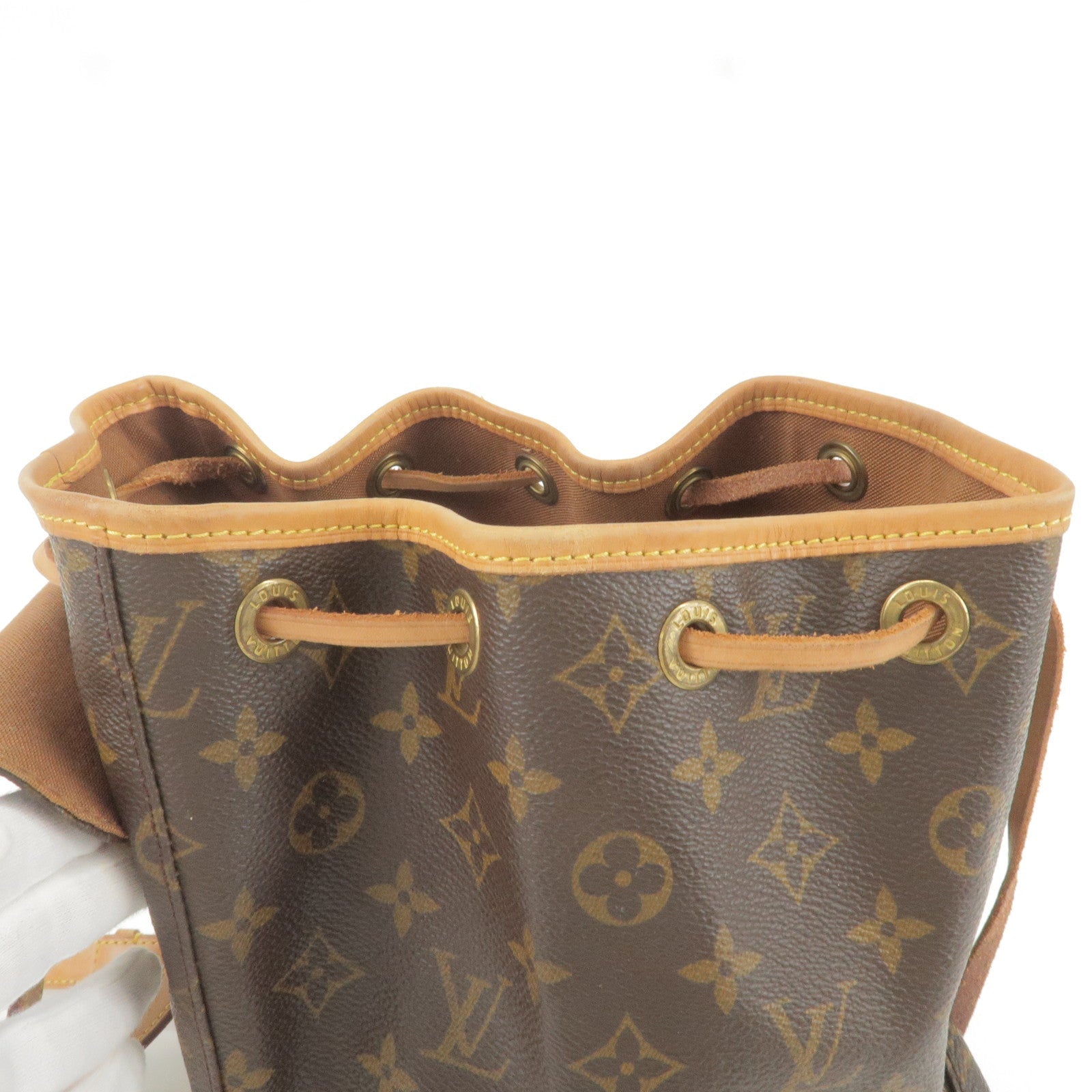 Louis Vuitton Monogram Montsouris MM Back Pack Bag M51136