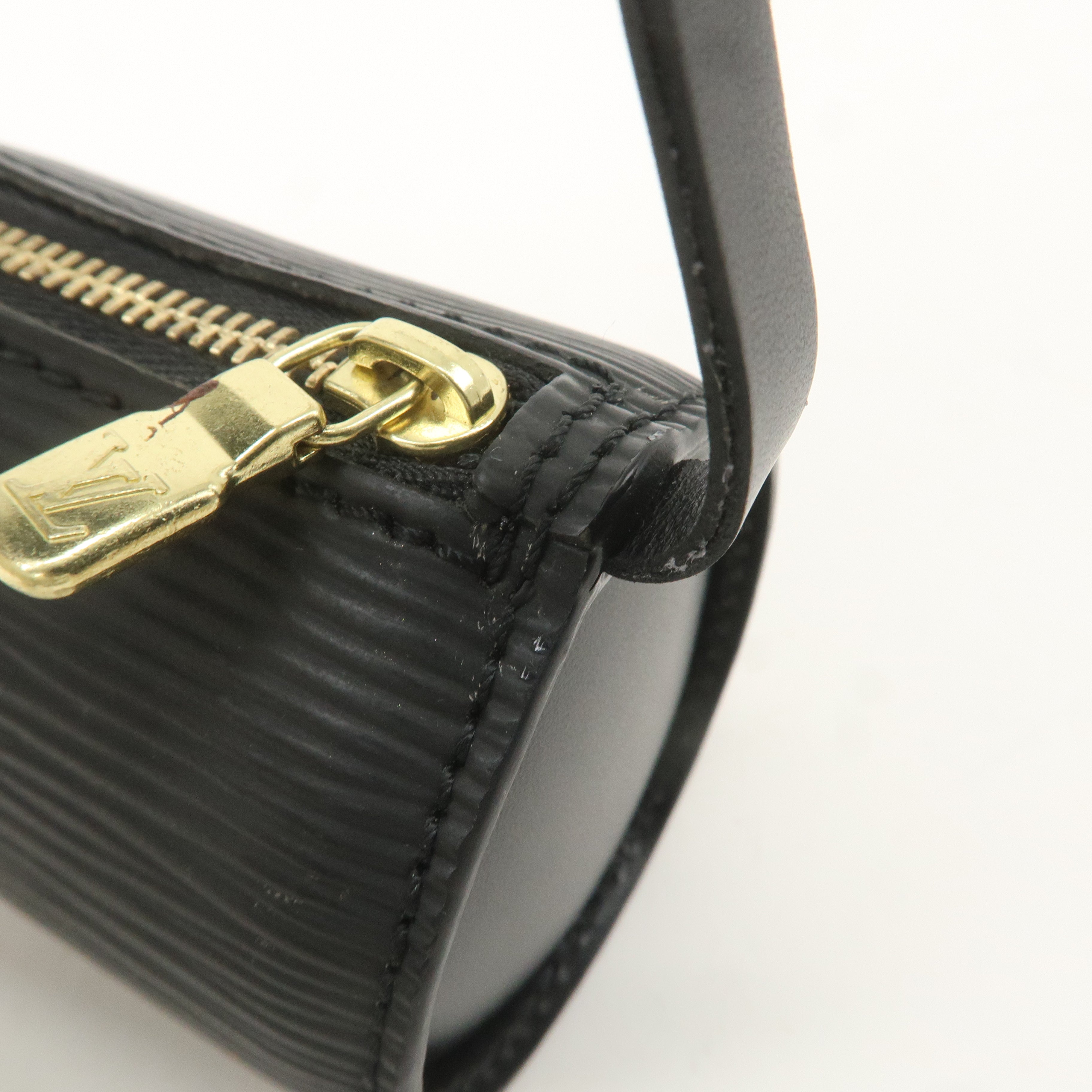 Louis Vuitton Epi Mini Pouch For Soufflot Hand Bag Noir Black F/S