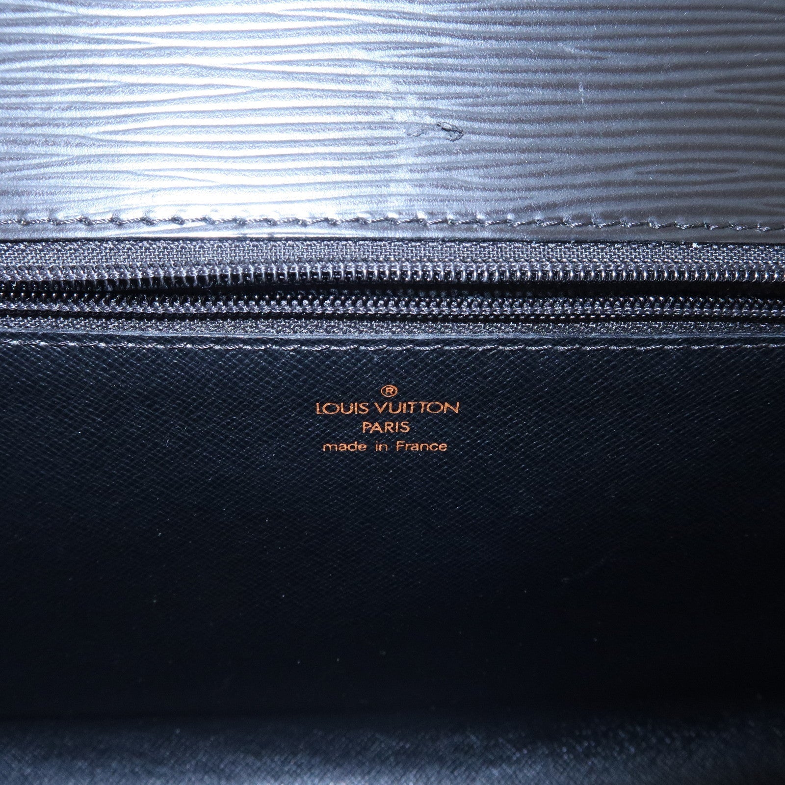 Louis Vuitton Epi Chaillot Clutch Bag Black M52542