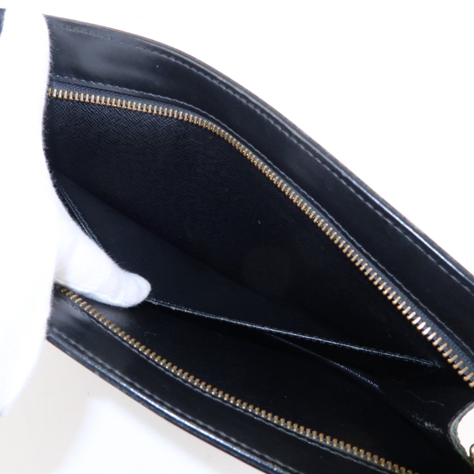 Louis Vuitton Epi Pochette Homme Clutch Bag Noir Black M52522