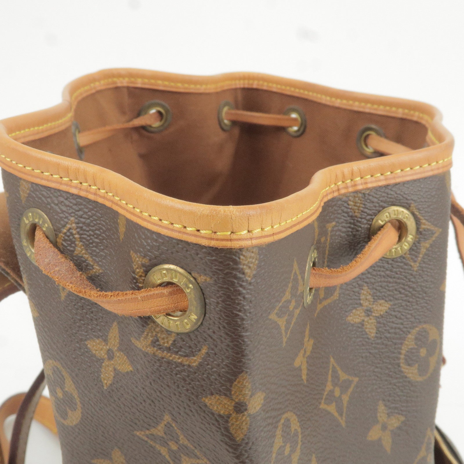 Louis Vuitton Monogram Montsouris MM Back Pack Bag M51136