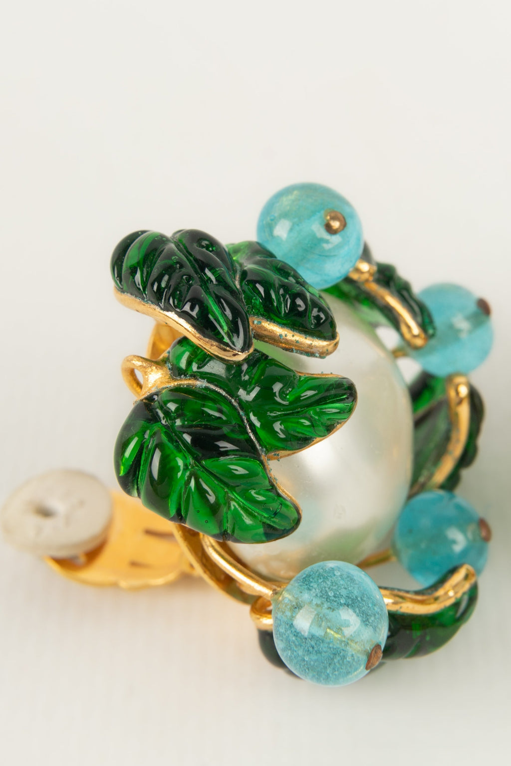 Boucles d'oreilles en pâte de verre Chanel
