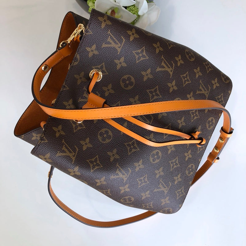 Louis Vuitton Luxury Bags 2697