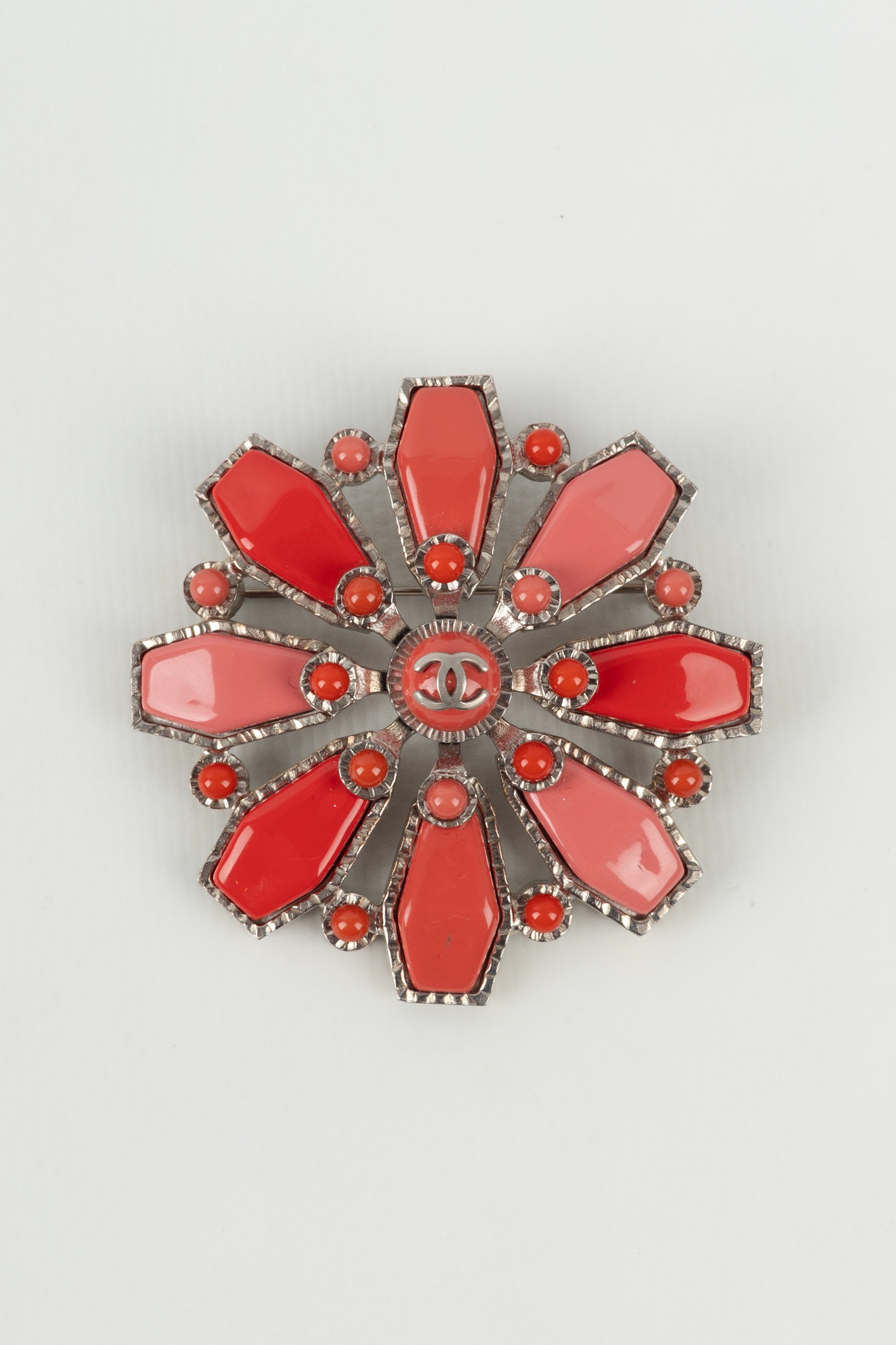 Broche pendentif Chanel 2004