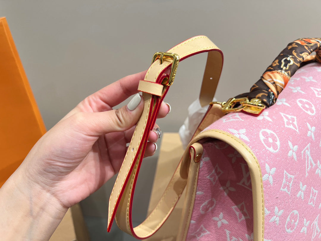 Luxury Bags Louis Vuitton  728