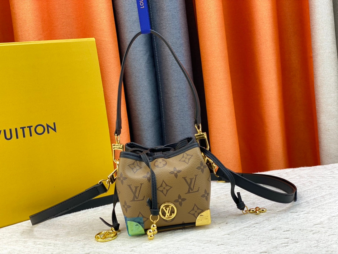 New Lux Bags Louis Vuitton  906