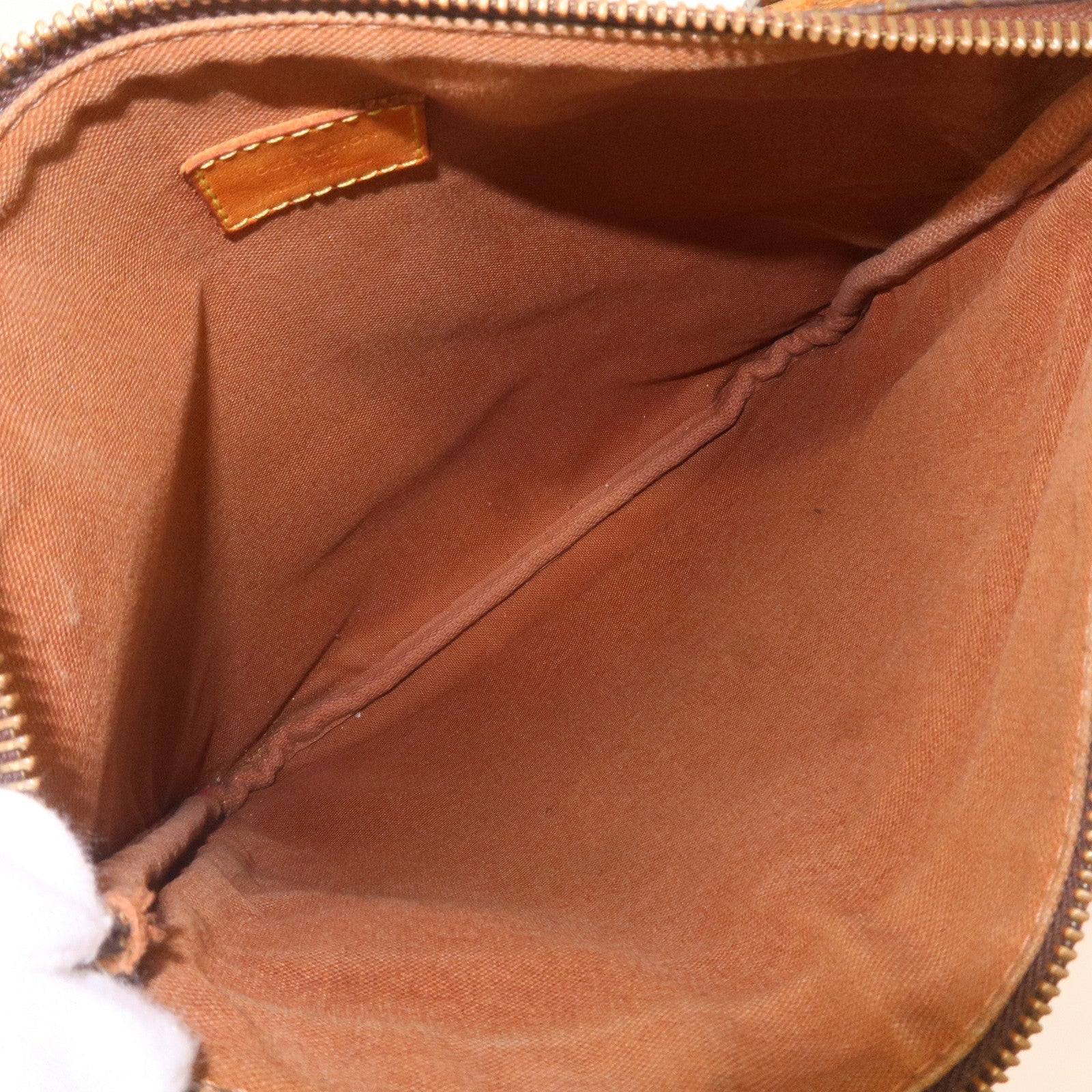 Louis Vuitton Monogram Pochette Bosphore Shoulder Bag M40044