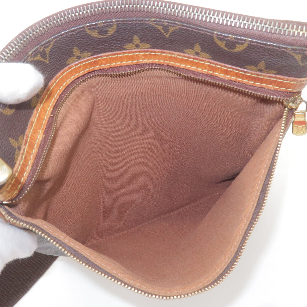 Louis Vuitton Monogram Pochette Bosphore Shoulder Bag M40044